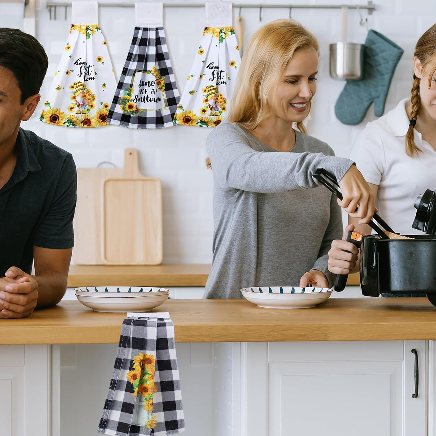 Sratte 4 Pcs Sunflower Hanging Kitchen Towels Hand Towels with Hanging Loop Summer Buffalo Plaid Gnomes Sunshine Dish Towels Bath Absorbent Oven Stove Wash Cloth for Home Decorative Housewarming Gift - Image 7