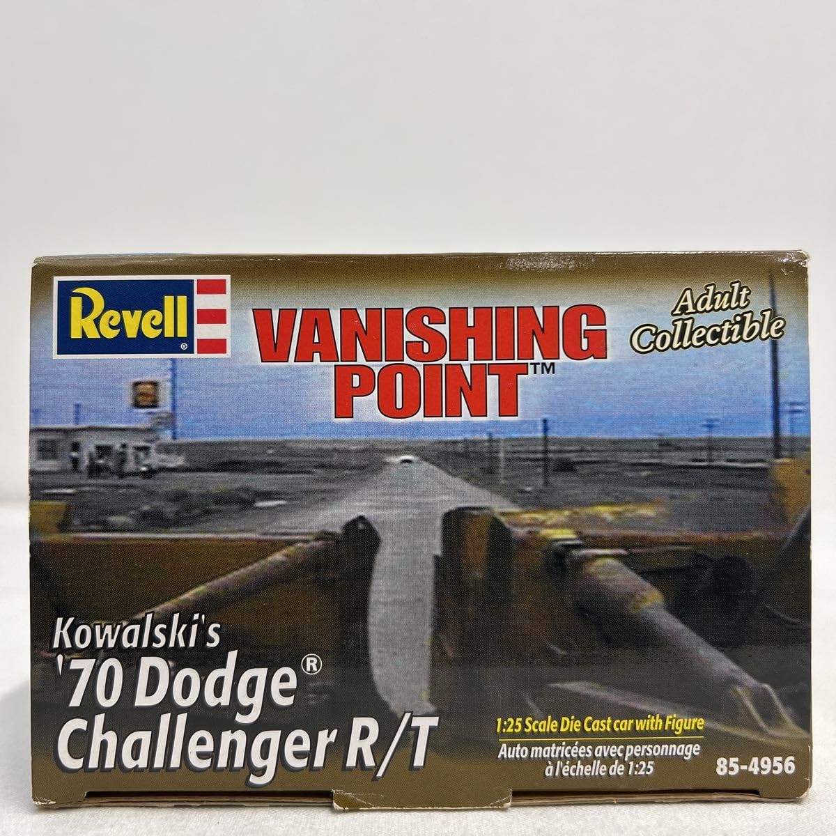 Amazon | Revell 1/25 VANISHING POINT '70 Dodge Challenger R Amazon | Revell 1/25 VANISHING POINT '70 Dodge Challenger R