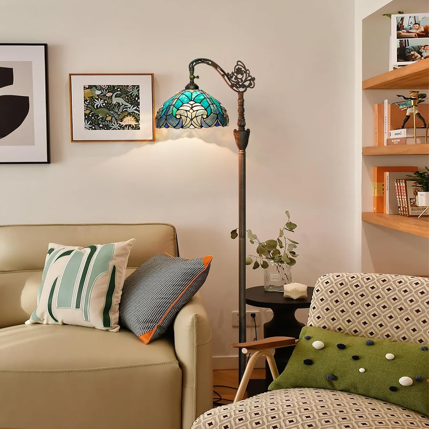 Tiffany Floor Lamp Vintage Standing Lamp Green Stained Glass Floor Light Rustic Corner Gooseneck Floor Lamp with Adjustable Angle for Home Decor Living Room Bedroom 12X12X63 Inches