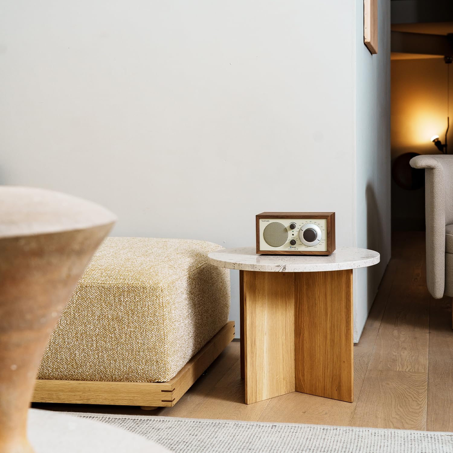 Tivoli Audio Model One BT Radio Bluetooth Am/FM (Nogal/Beige)