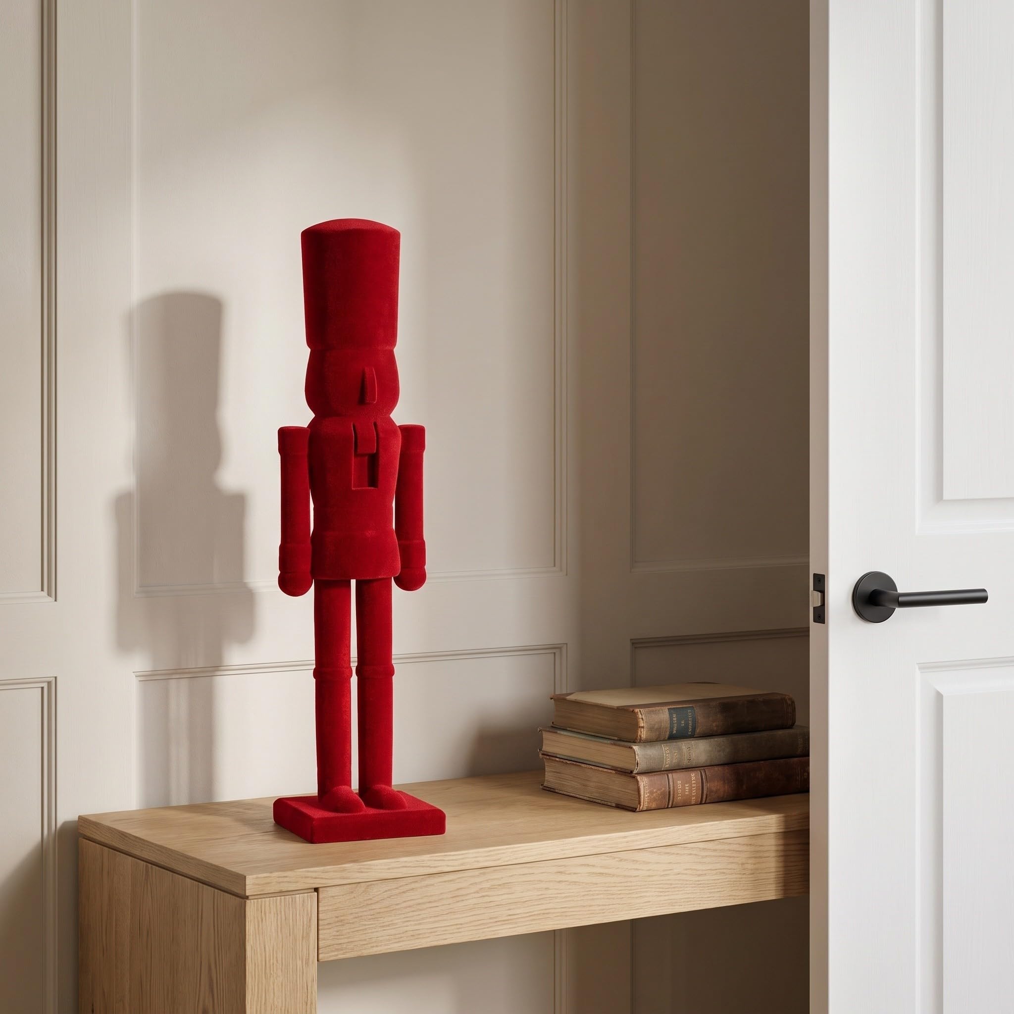 UKCOCO Flocada Figura Roja de Resina Tradicional Cascanueces Navideña