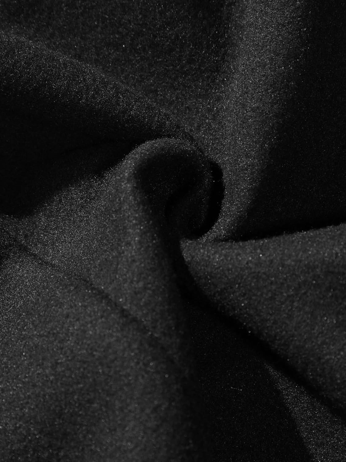 WDIRARA Men's Cross Graphic Hoodies Long Sleeve Hooded Sweatshirts Goth Pullover Tops - Image 5