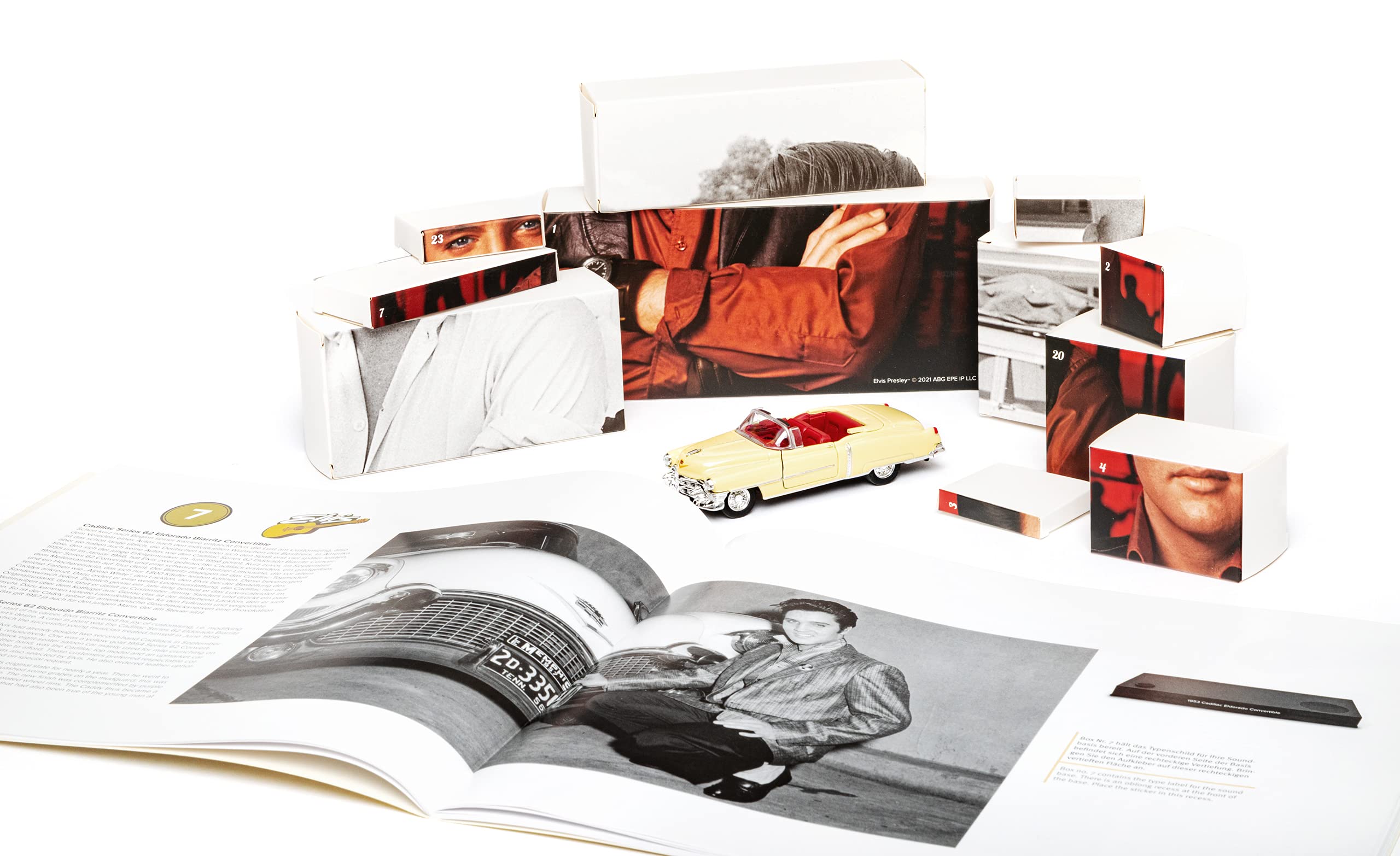 FRANZIS 55120 - Elvis Presley Adventskalender, Cadillac Eldorado Metallmodell im Maßstab 1:37, inkl. Soundmodul und 52-seitigem Begleitbuch