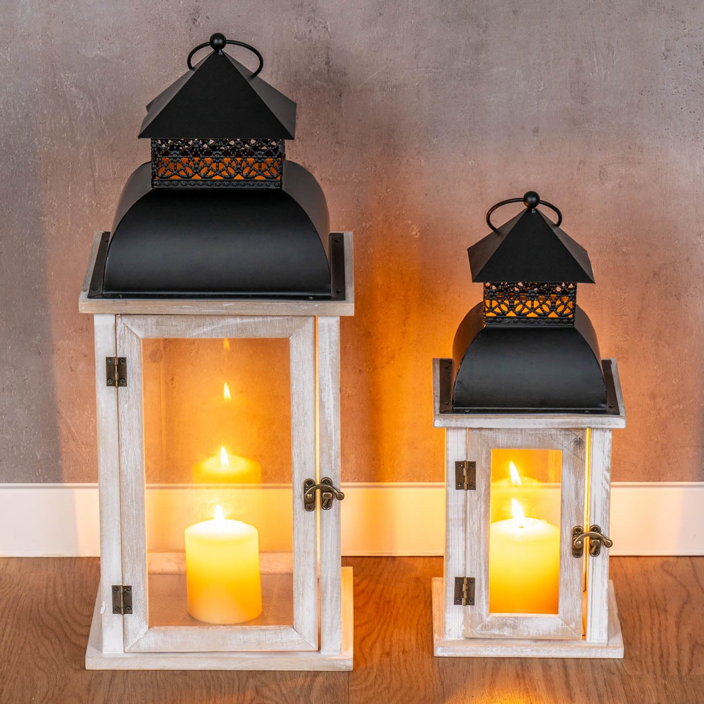 2er Set Laterne Weiß Holz Metall Kerzenhalter Windlicht Gartendeko Weiß gewischt Holzlaterne Gartenlaterne Gartenbeleuchtung Dekoration Vintage Shabby Antik