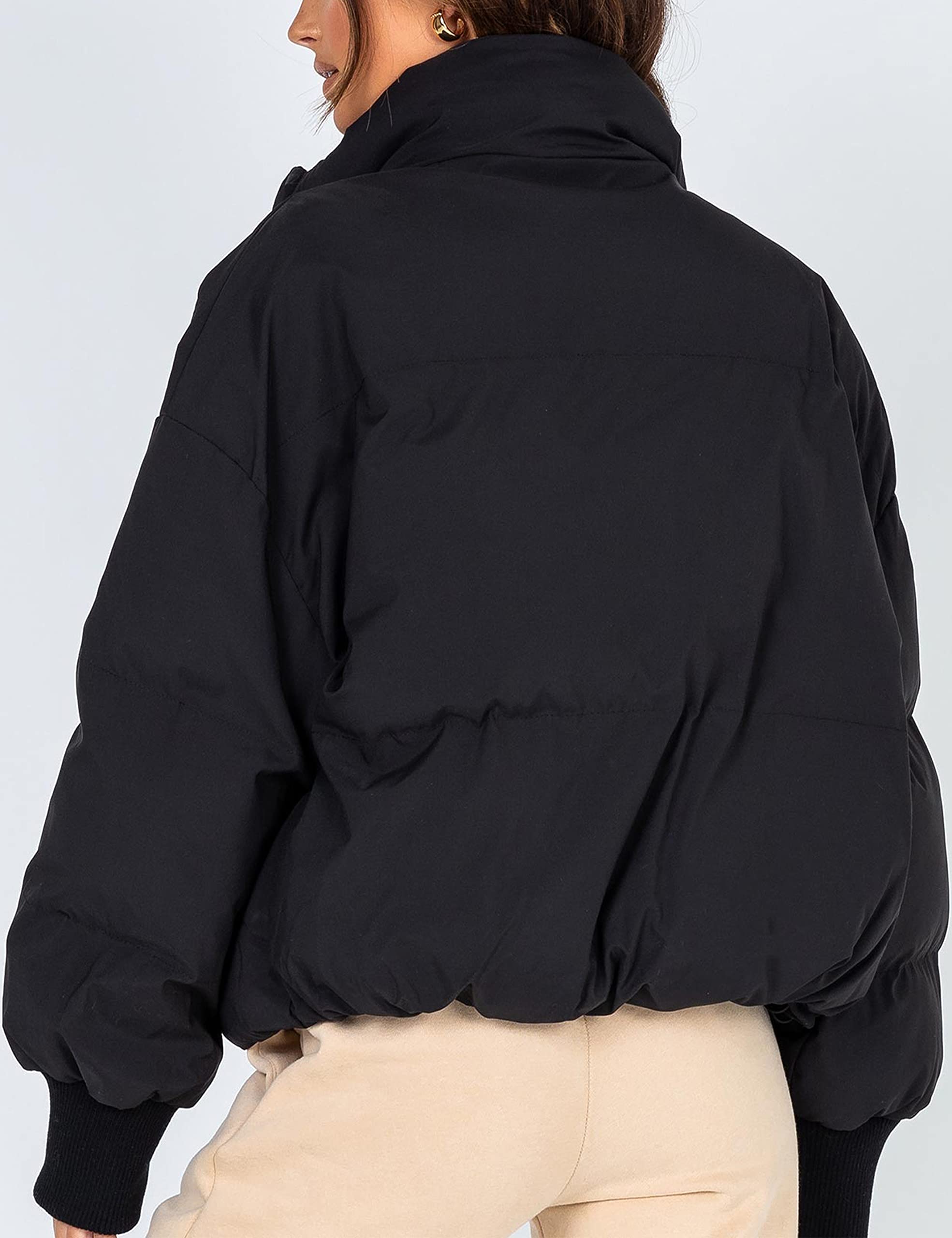 Lianlive Womens Cropped Puffer Jacket Oversized Black Short Puffy Winter Coat