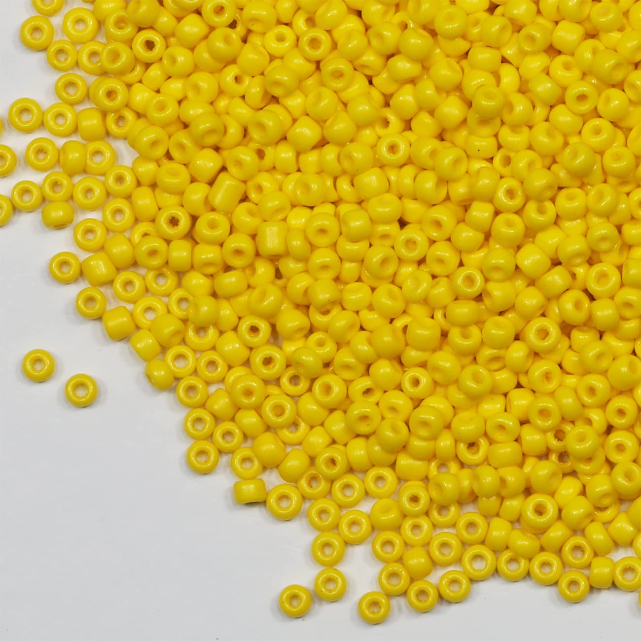 3mm Yellow Color Seed Beads for Jewelry Making 110 Grams About 4000pcs,8/0 Glass Craft Beads for Making Earrings Bracelets - Image 2