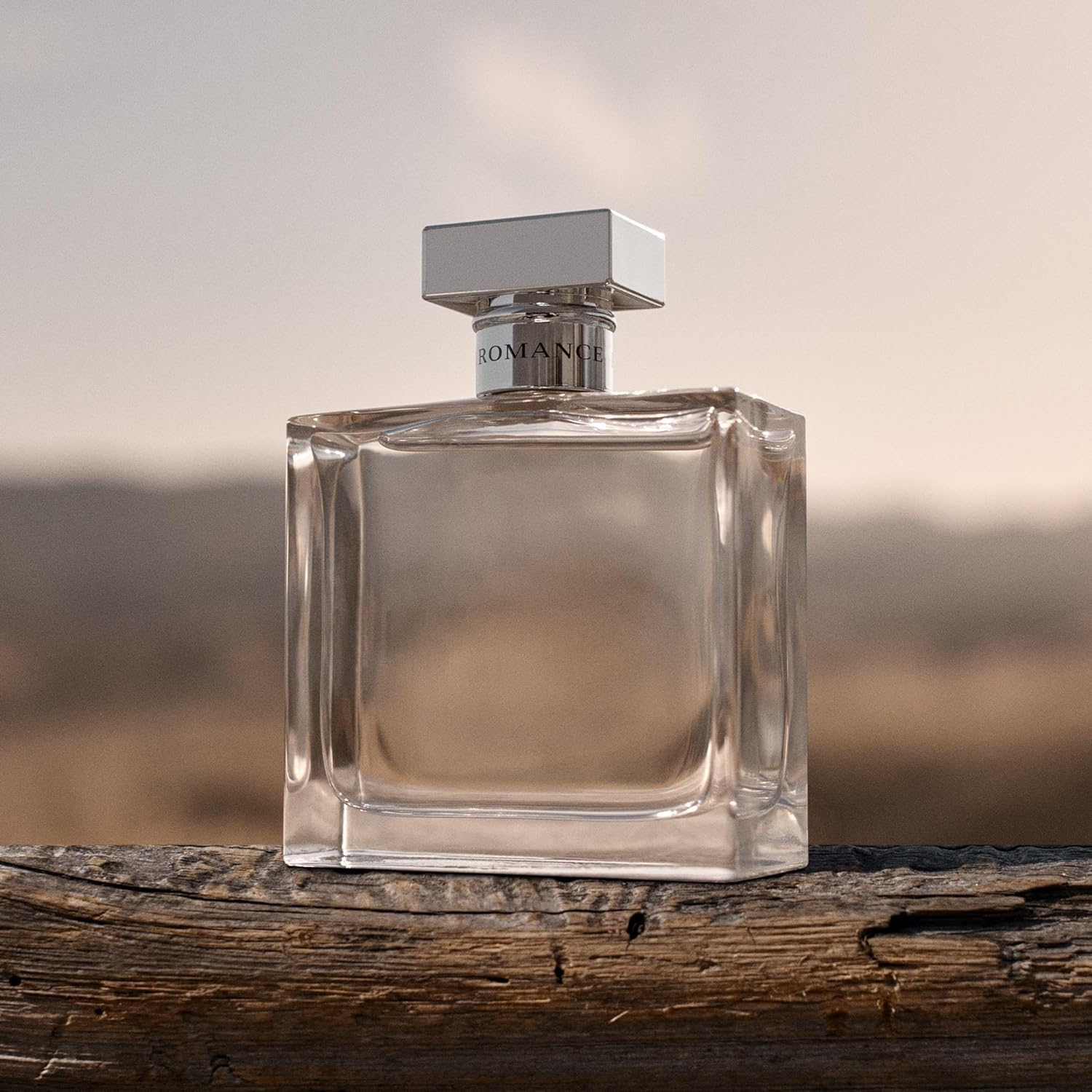 Ralph Lauren Romance Eau de Parfum für Damen, blumig-fruchtiger Duft mit Rose, Lotusblüte & Moschus, für romantische Frauen