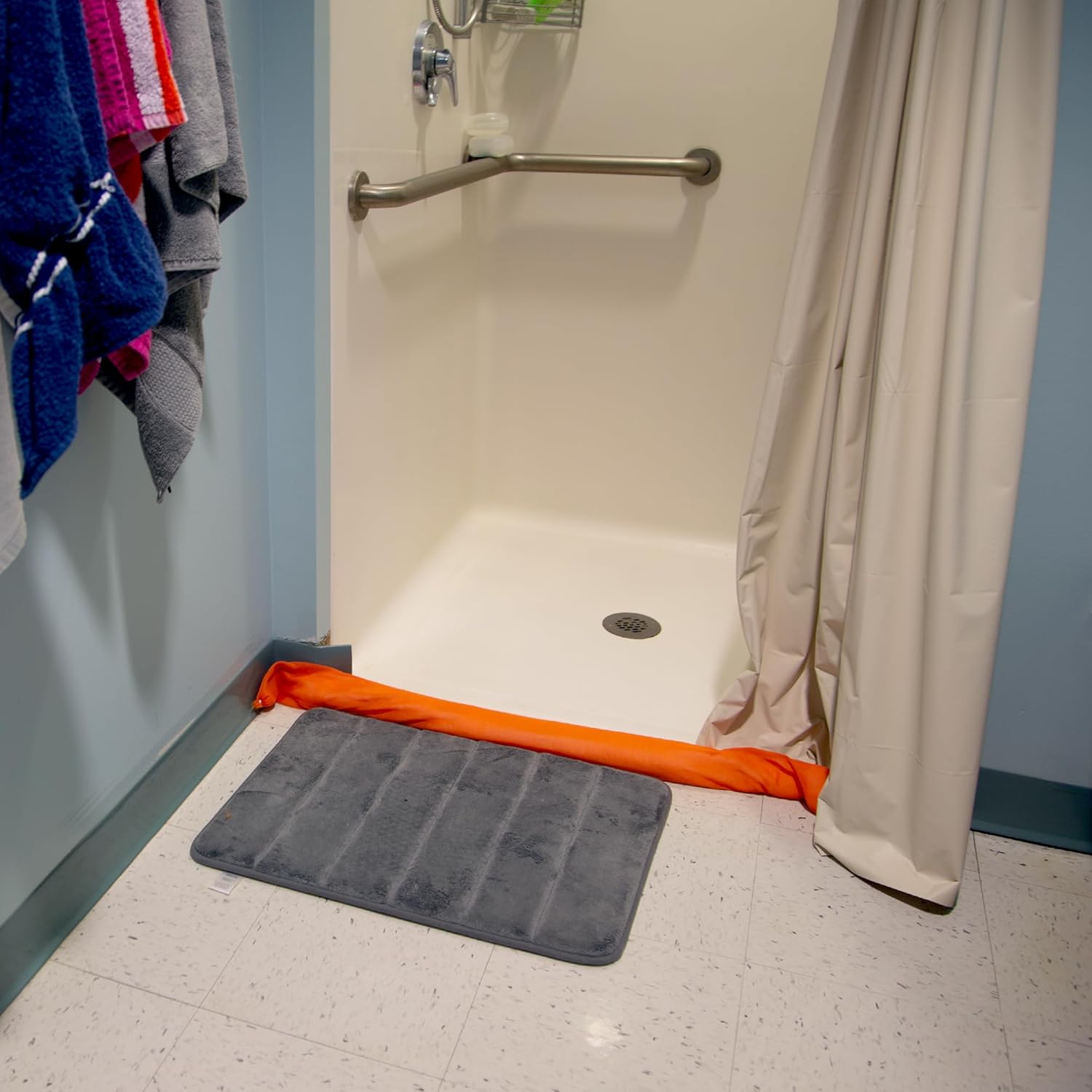 Quick Dam WUGG4-25 Indoor Water Dams – 25-Pack, 4 ft Each, Orange – Water Absorbing Barrier for Leaks, Spills, and Flood Control – Sandless Sandbags Alternative, Moisture Absorbers, Water Diverter