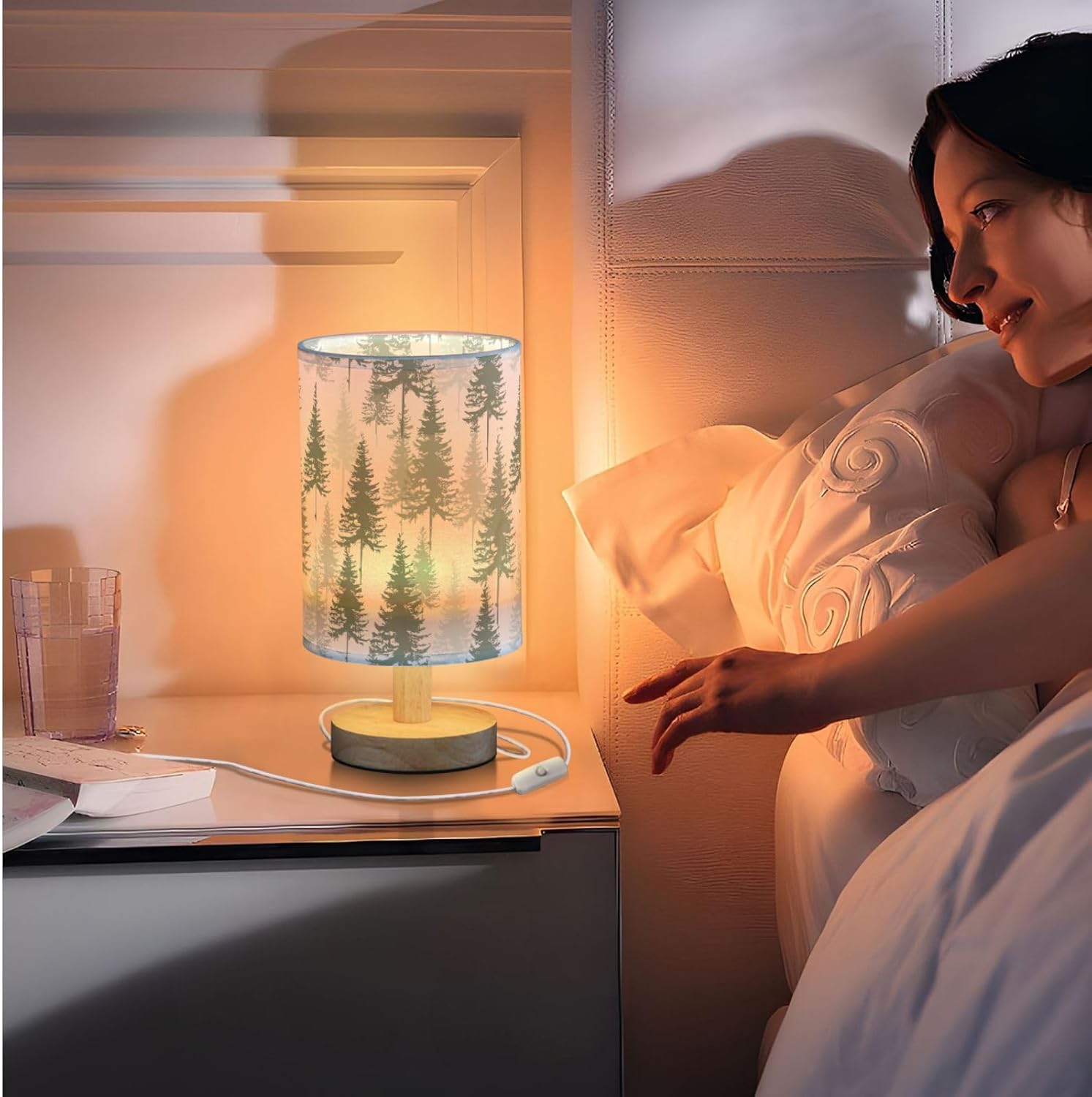 Green Pine Forest Pine Trees Table Lamp for Bedroom USB Port Lamps Small Accent Table Lamp Nightstand Lamp Study Linen Shade with Wooden Base, Decorative Lamps for Bedside Reading|Kids|Dorm|Home