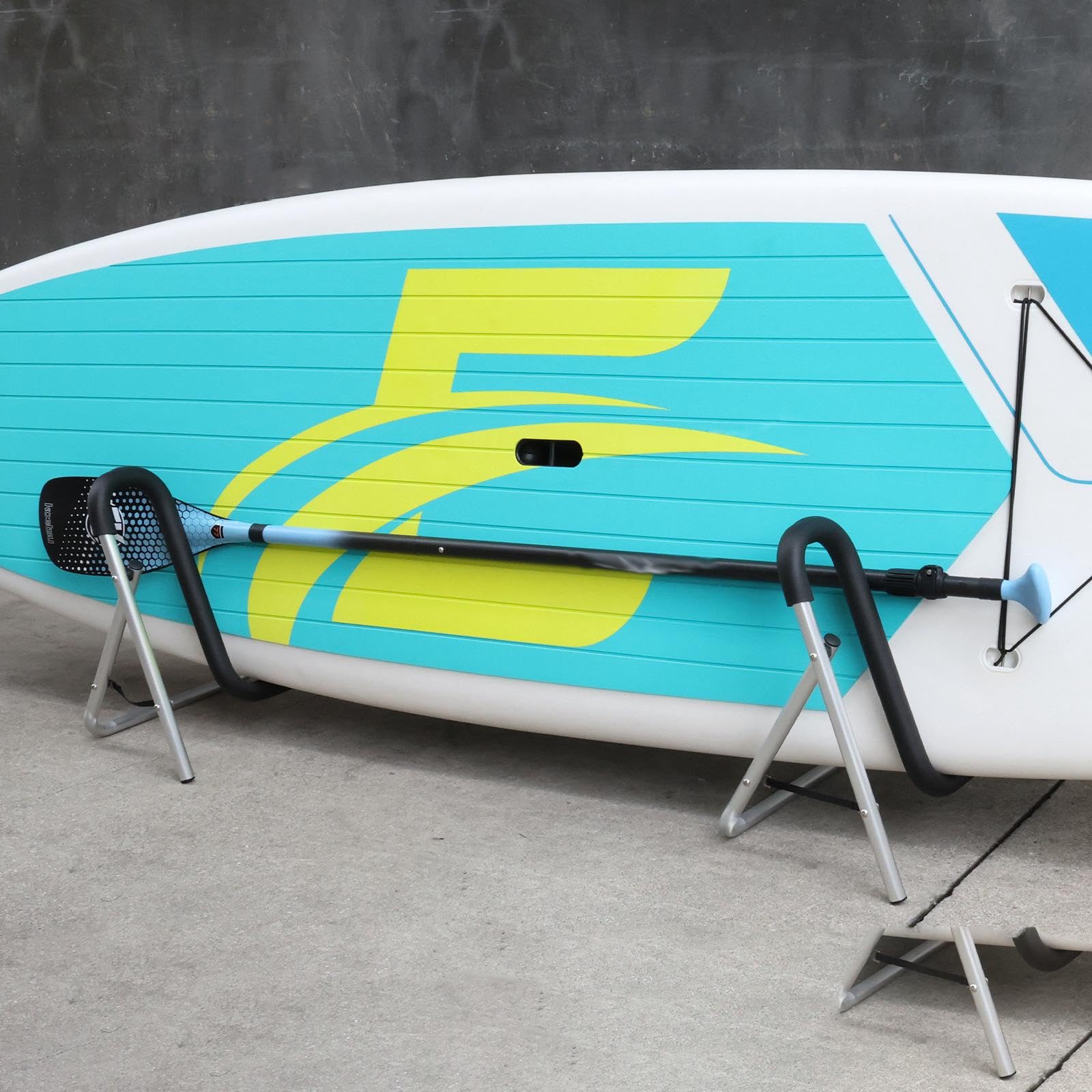 2 Stück Paddleboard Display Ständer Halter Surfbrett Rack mit Schaumstoffpolster Klappbar Rostfrei Leicht Transportierbar für Balkon Garage Terras