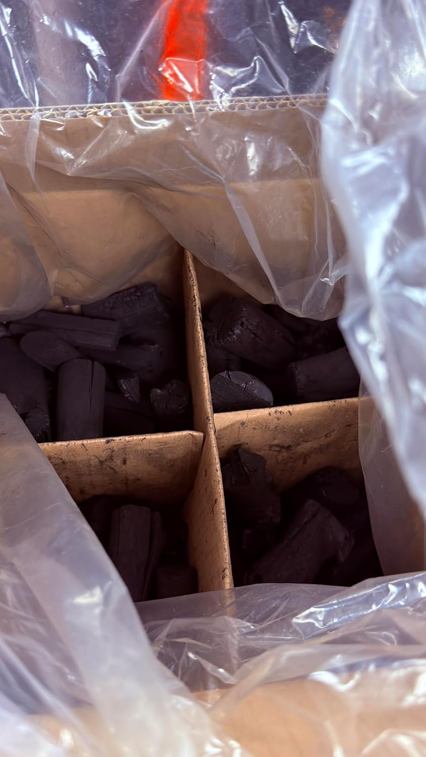 Newport Zero 100% All-Natural Hardwood Lump Charcoal, No Chemicals or Additives, Burns Hotter & Longer, Low Ash, Quick Lighting, Premium Charcoal for Grilling, Smoking & BBQ (22lb)