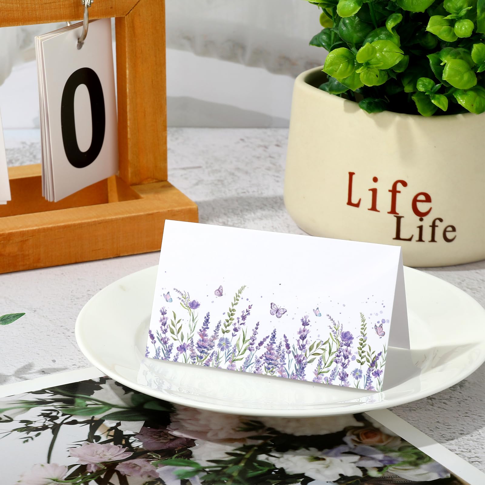 Whaline Platzkarten, Lavendel, 8,9 x 5,1 cm, violette Blume, Zeltkarten, Sitzkarten, blanko, Tischnamensschilder für Frühling, Urlaub, Buffet, Party, Tischdekoration, 100 Stück