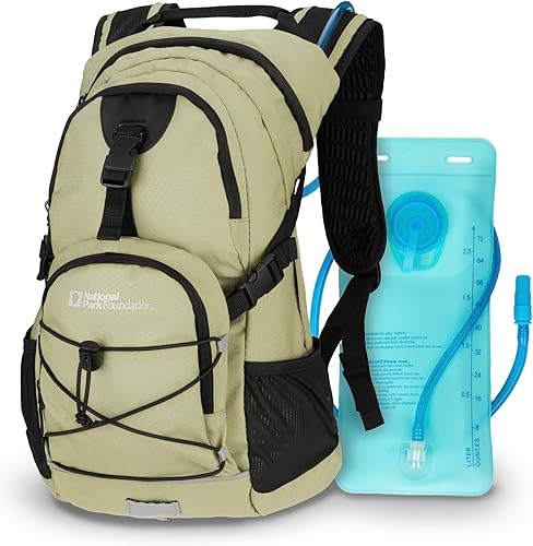 National Park Foundation Mochila de hidratación de 18L con bolsa de agua hidráulica de 2 litros, mochila ligera para ciclismo, senderismo, correr,