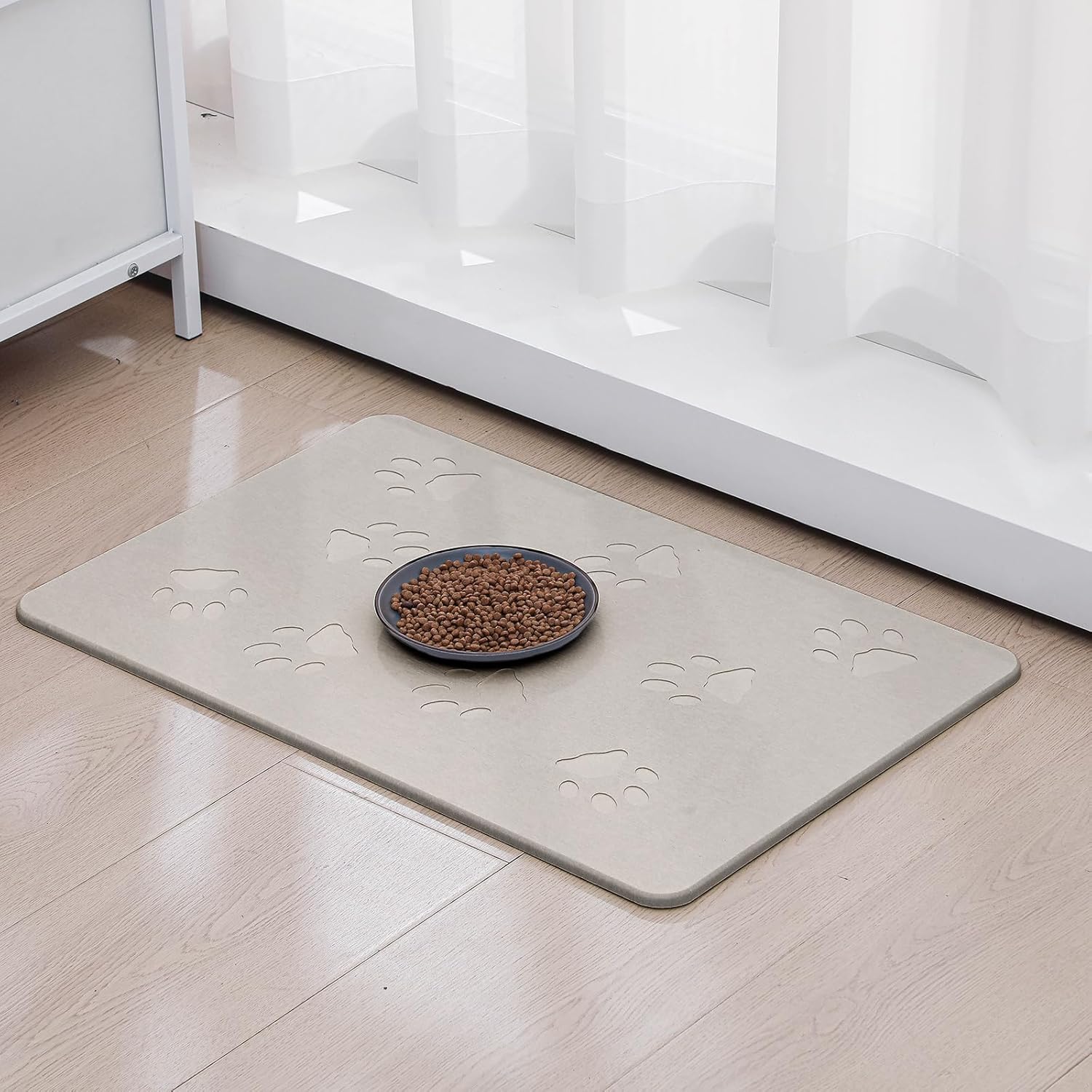 Drydiet Dog Gift Stone Mat for Dog Bowl Diatomaceous Earth Absorbent Non Slip Cat Puppy Mat for Food and Water Quick Drying Easy to Clean Placemat for Bowl Dish(Light Gray,16 x 12 Inch)