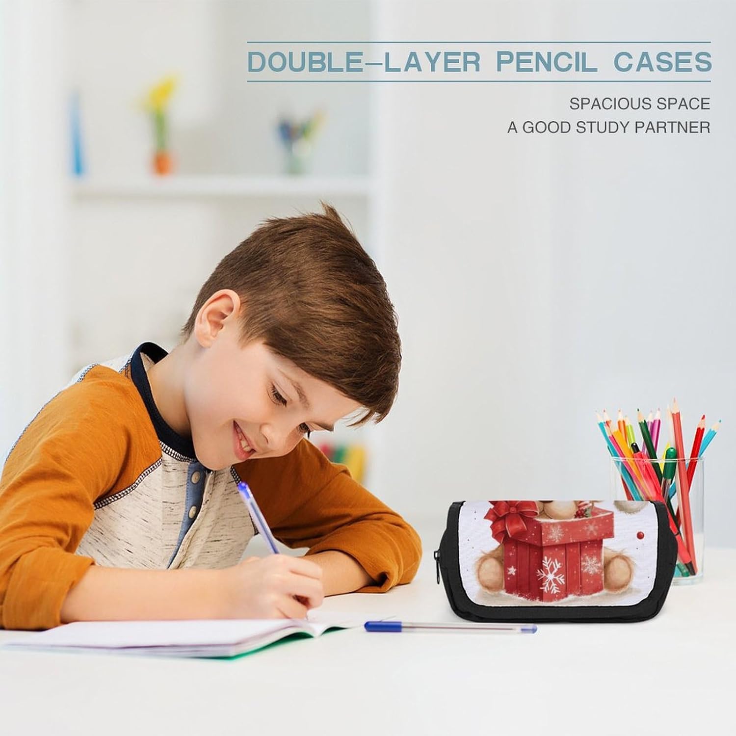 Pencil Pouch Santa Hat Gift Pencil Case for Men Women Cosmetic Bag Aesthetic Pen Bag for Office Multifunctional Bag Marker Pen Case