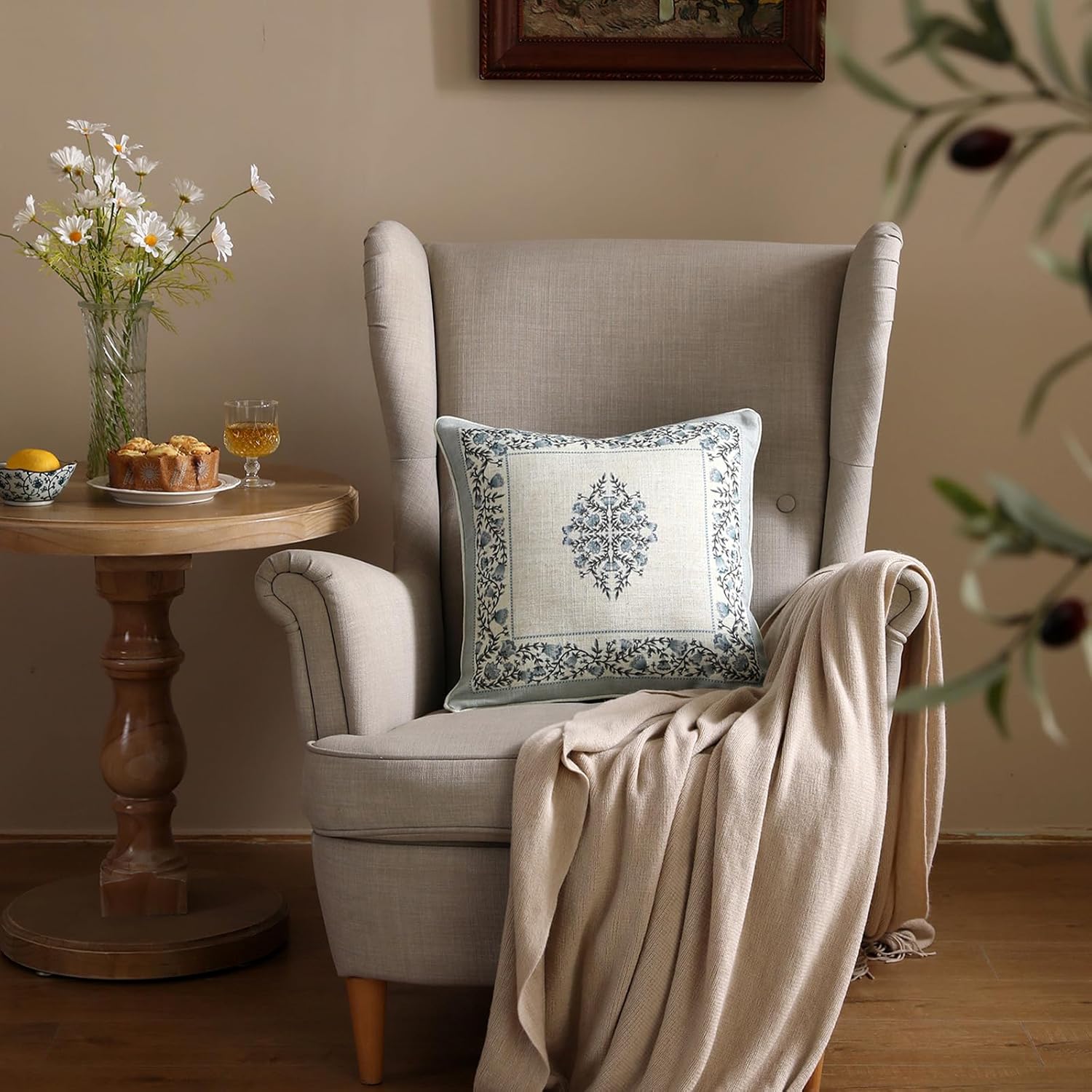 ISAENNE Design Linen Square Throw Pillow Covers 18"x18" Pack of 2, Cottage Farmhouse Cushion Covers with Thorn Vine Pattern for Bed, Living Room, Outdoor, Car