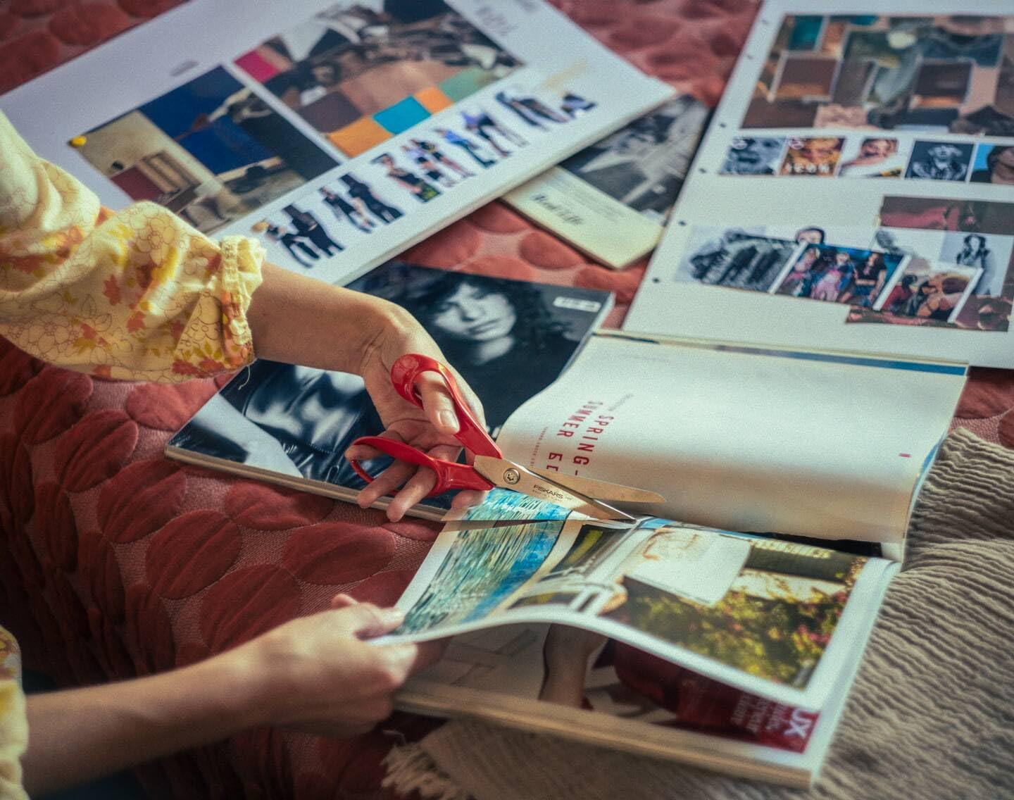 Fiskars Classic 1075036 Universal Craft and Fabric Scissors, Left Handed, Total Length: 21 cm, Improved Torx Screw and More Ergonomic Handle, Quality Steel/Plastic, Red