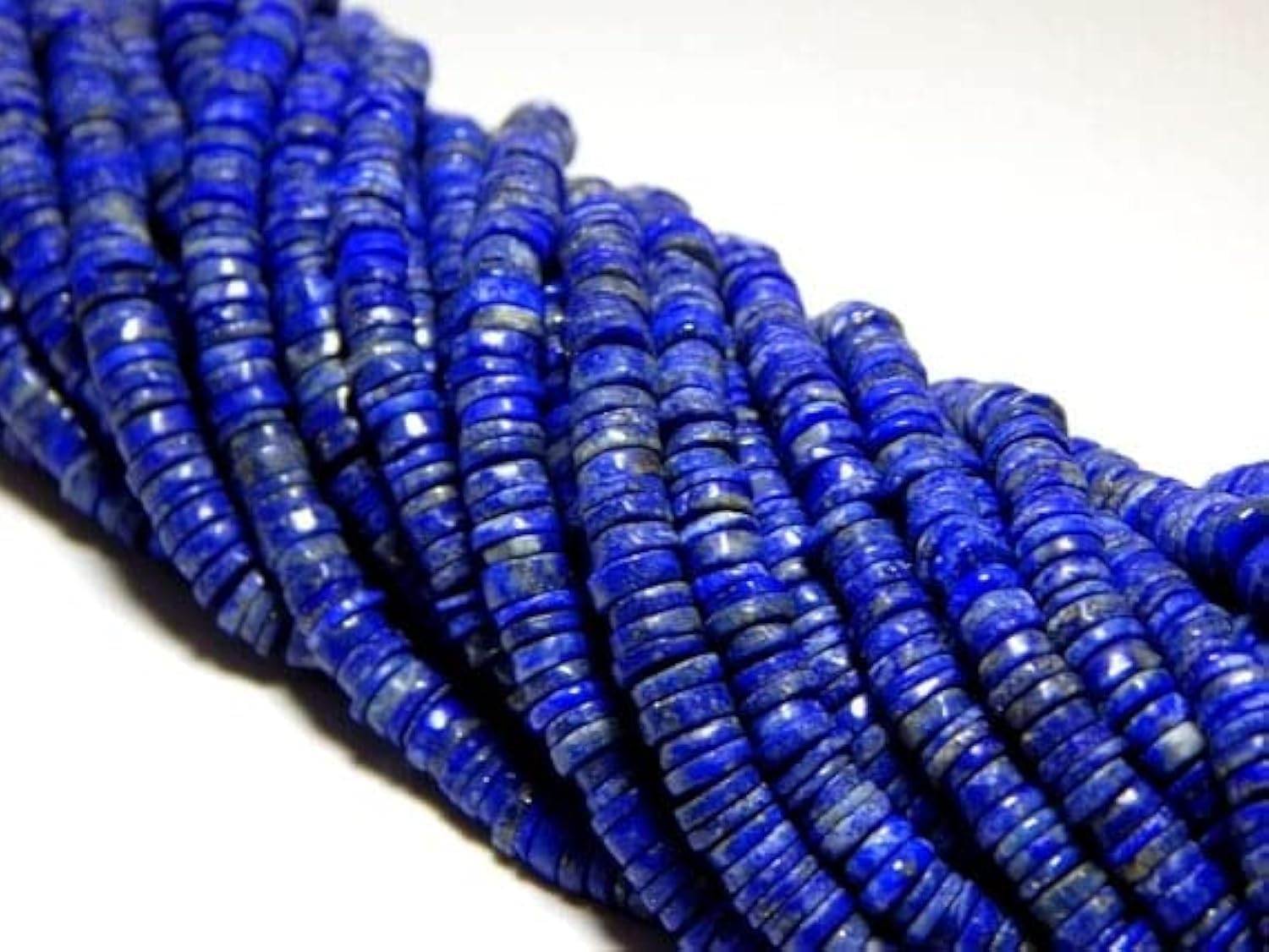Perles heishi en lapis-lazuli 6x5mm pour créer vos bijoux d'été bohèmes
