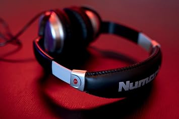 Numark HF125 Compact Recording and Monitoring DJ Headphones with 6ft Cable, 40mm Drivers for Extended Response, Closed-Back Design for Sound Isolation