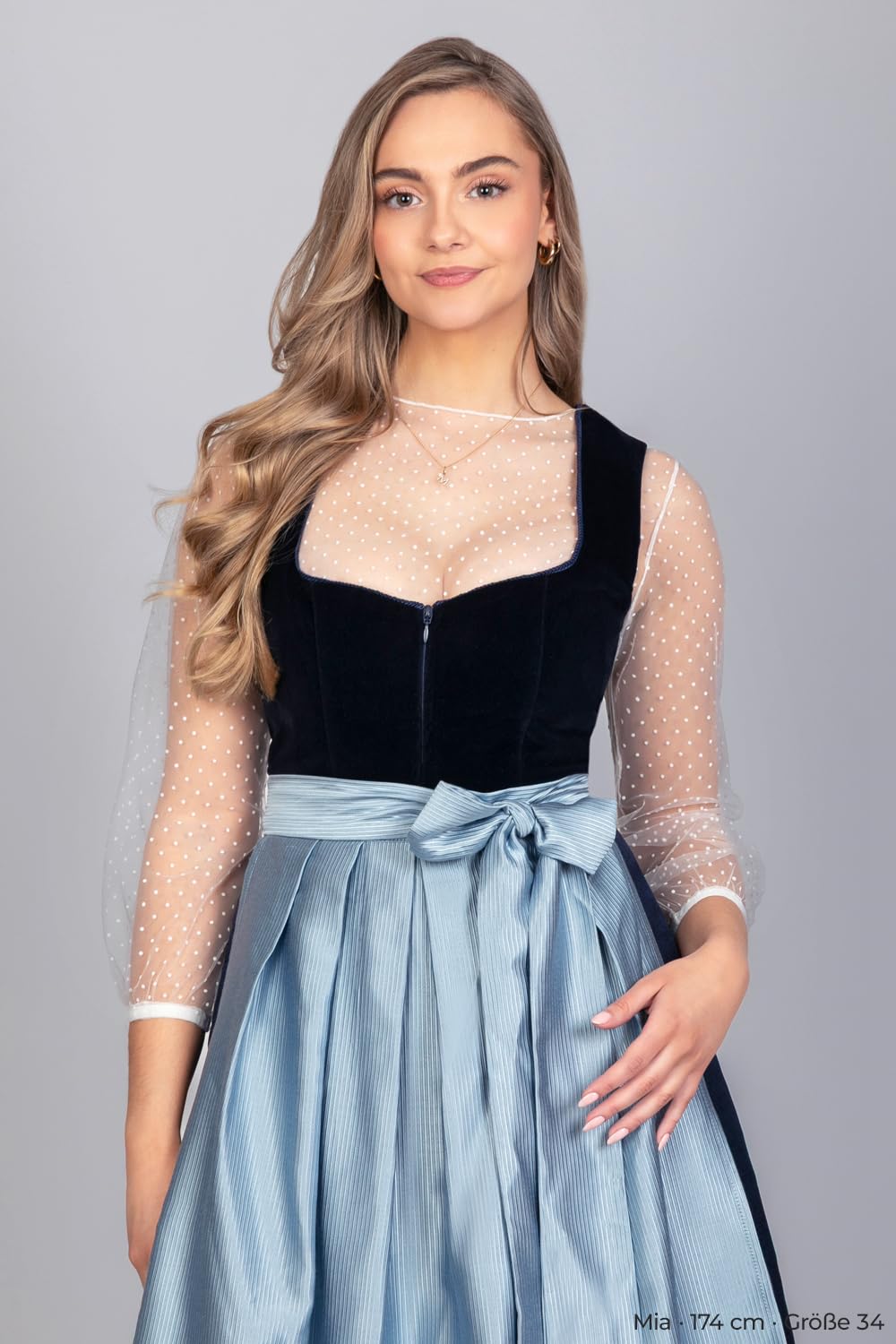 Edelnice Trachtenmode transparente Dirndlbluse Martha mit Ballonärmeln in schwarz oder weiß