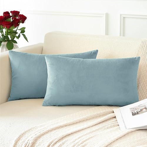 Miniatura 4 de OTOSTAR Juego de 2 fundas de almohada decorativas de terciopelo suave y sólido de 12 x 20 pulgadas, fundas de almohada lumbares, fundas de almohada