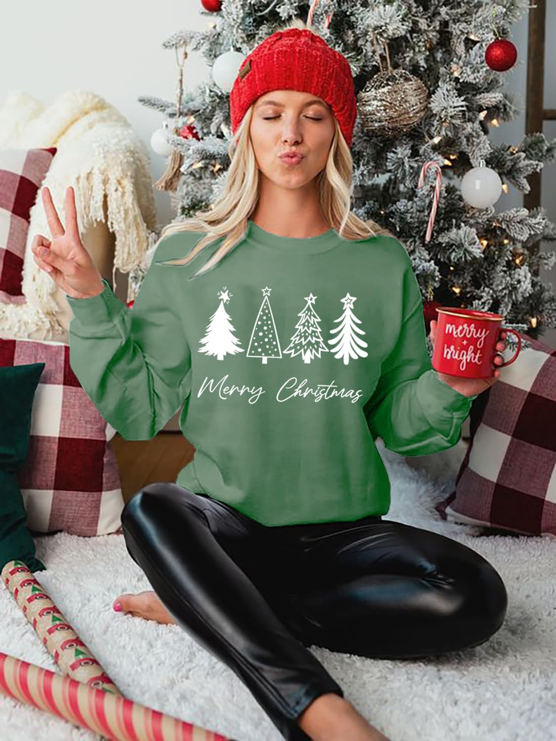 Christmas Sweatshirts for Women It's A Beaut Clark Sweatshirt Funny Christmas Tree Graphic Long Sleeve Shirts - Image 3