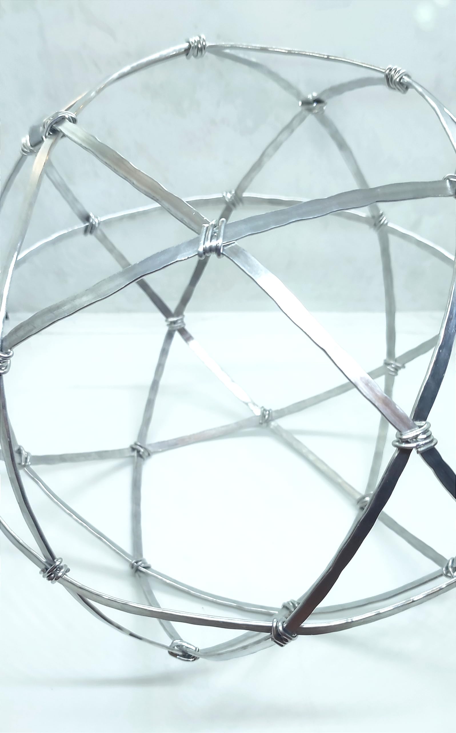 Pentasfera Artigianale 33 cm – Struttura Geometrica Decorativa Fatta a Mano – Design Olistico