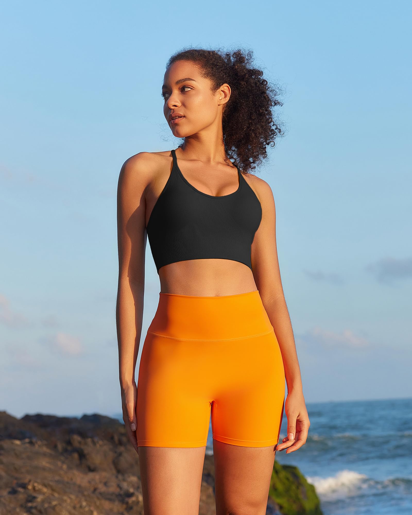 RUNNING GIRL - Sujetador deportivo sin costuras para mujer con espalda cruzada, sujeción media y copas extraíbles