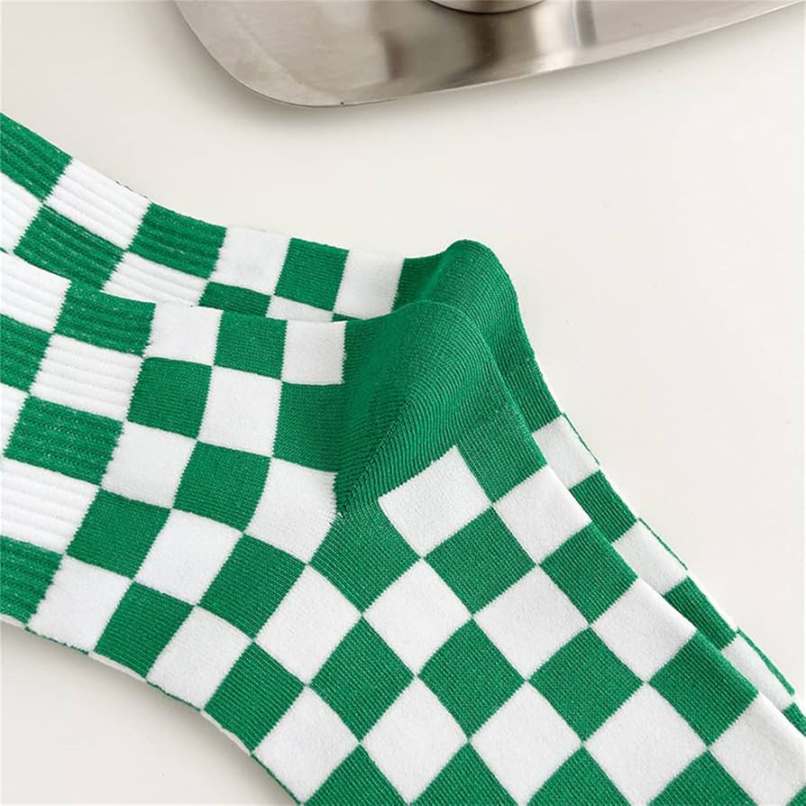 チェックの靴下 Amazon.co.jp: オレンジレッドのチェッカーボードチェック柄