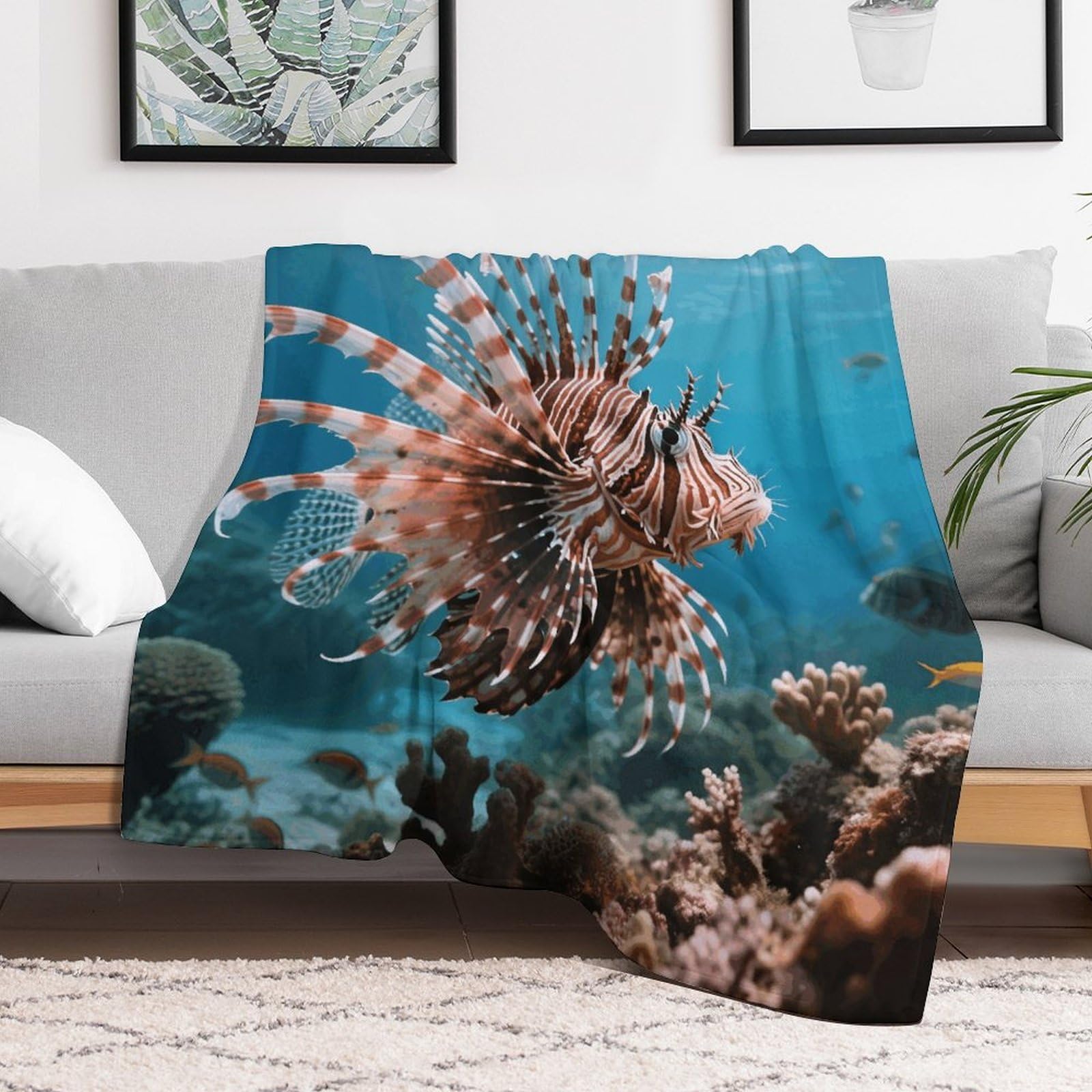 Custom Lionfish Blanket Lightweight Flannel Fleece Throw for Couch Sofa Bed Luxury Soft Cozy Plush Lap Bedtime Blanket for All Seasons Bedroom Home Decor Gifts 50x60