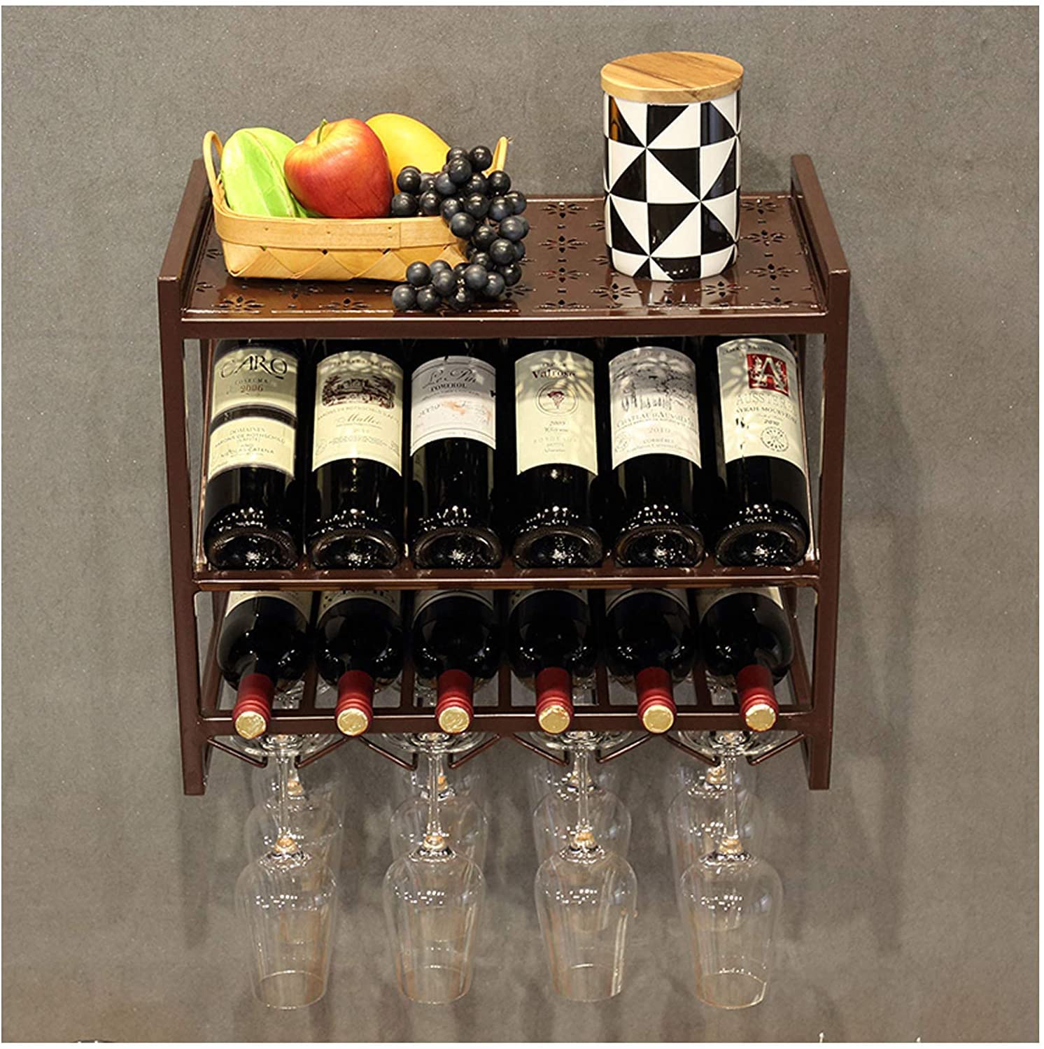 Casiers à vin fixés au mur pour sublimer vos soirées et apéritifs dans le salon