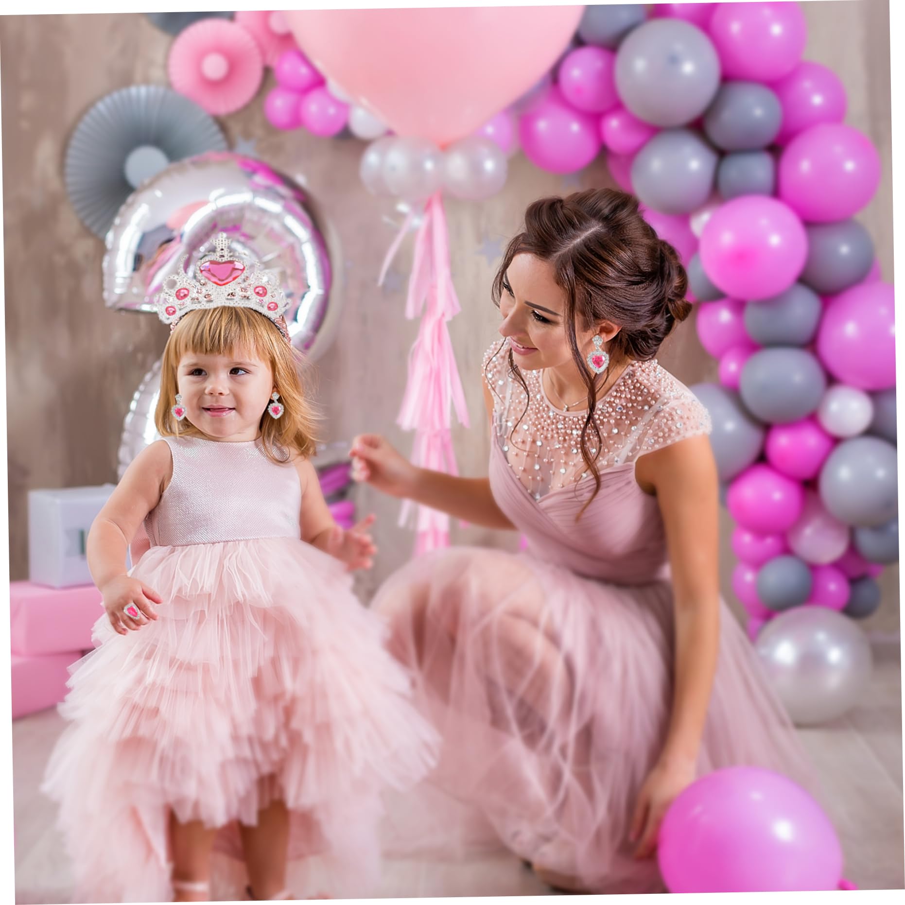 Princesa Dress Dress Shoes 6 cuadrículas para niñas niños pequeños con 4 Pares de Zapatos de Juego y Juguetes de joyería, glamorosos Elegantes Regalos de niña de 3 años para niños pequeños