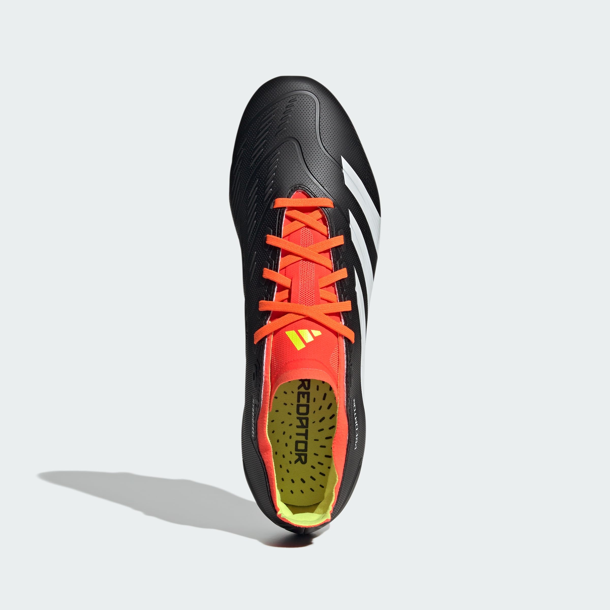 adidas Unisex Bota de fútbol Predator League césped Natural seco