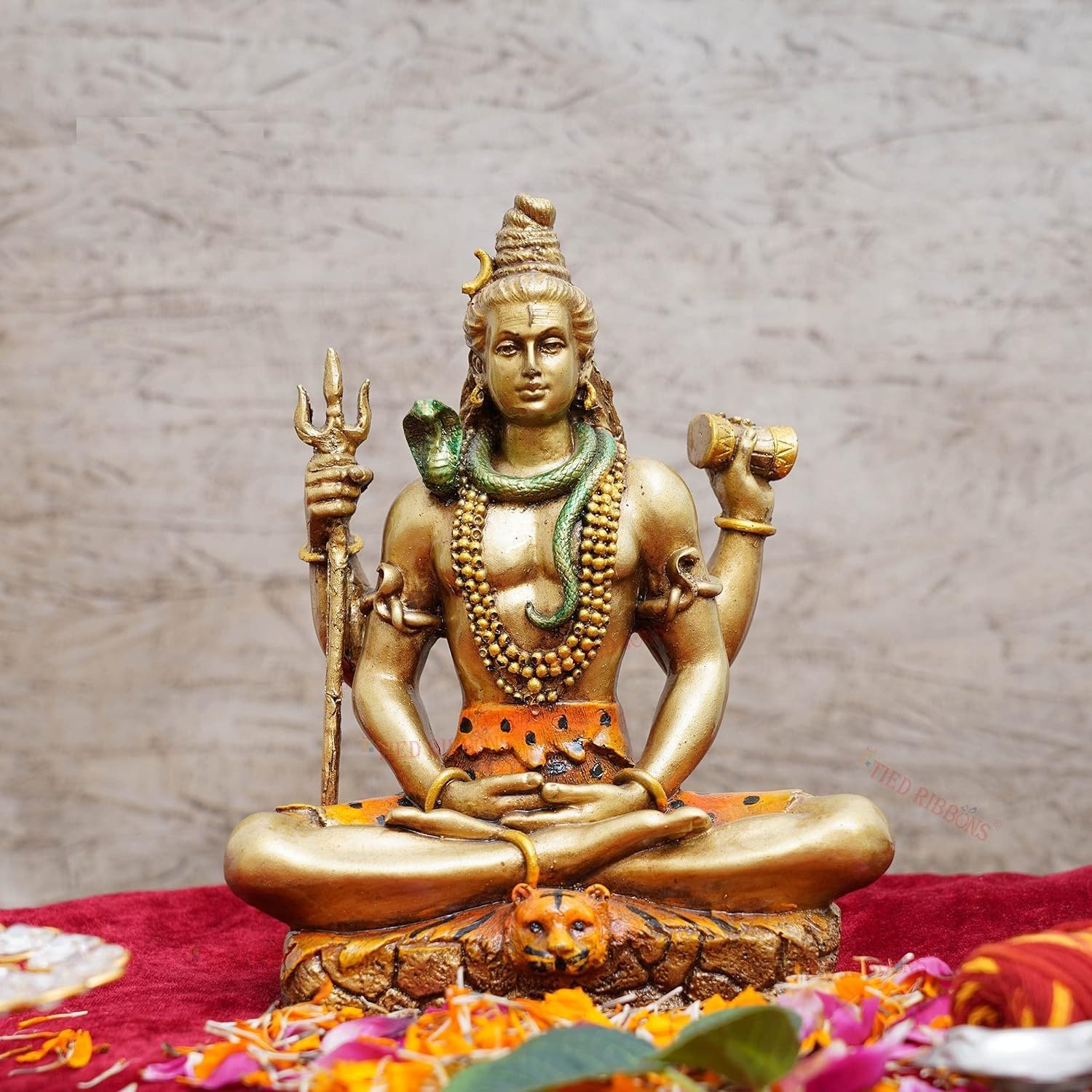 Figurka Lorda Shivy, błogosławieństwo, idol, rzeźba, Murti, dekoracyjna do sypialni, pokoju Pooja, biura, dekoracja stołu i artykuły prezentowe (20 cm x 17 cm, wielokolorowa) (żywica)