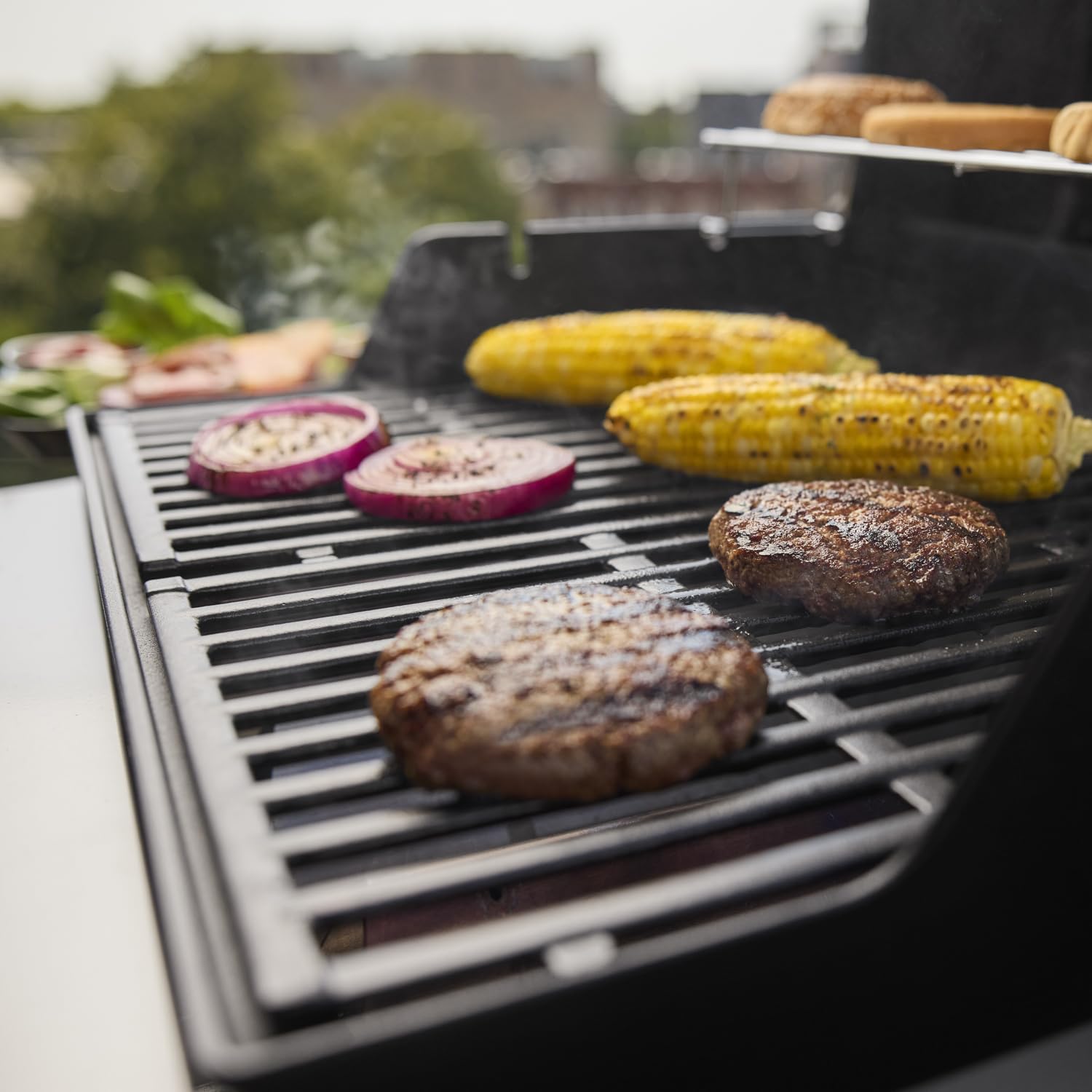 Weber Barbecue a gas Spirit E-210/2 bruciatori, accensione Snap-Jet, ruote resistenti e griglia di riscaldamento, superficie di 51 x 46cm, compatibile con le guide laterali Weber Works, nero/argento - 5