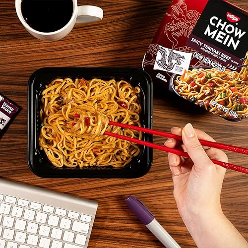 Miniatura 116 de Nissin Cup Noodles Taza de arroz salteado con fideos, sabor a curry tailandés amarillo, 2.61 onzas, paquete de 6