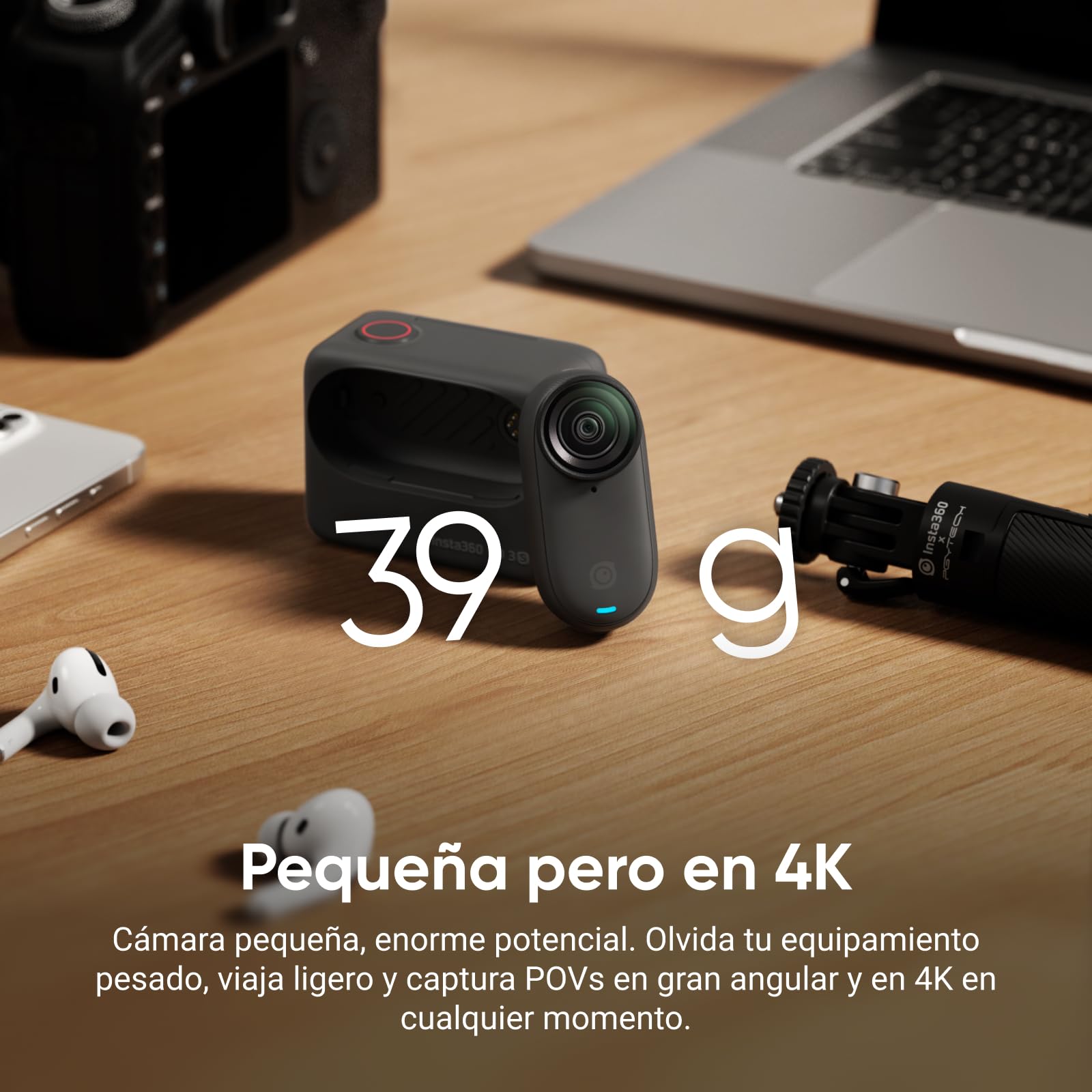 Insta360 GO 3S Kit de Viaje - Cámara Vlogging 4K, POV Manos Libres, Móntala Donde Quieras, Estabilización, 140 Min de batería, Impermeable 10 M, Edición IA, Apple Find My, Vlog, Viajes, Negro