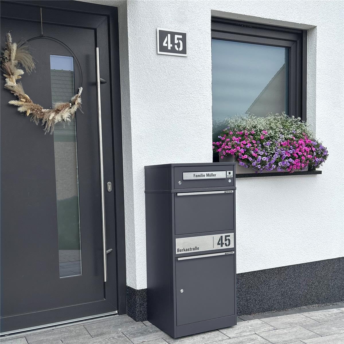 Metzler Briefkasten mit Paketfach & Funkklingel, Paketbox draussen groß XXL mit Klingel & 1 Steckdosen-Funk-Empfänger, Paketbriefkasten personalisiert in Grauauminium RAL9007, wasserdicht | Bispo Funk