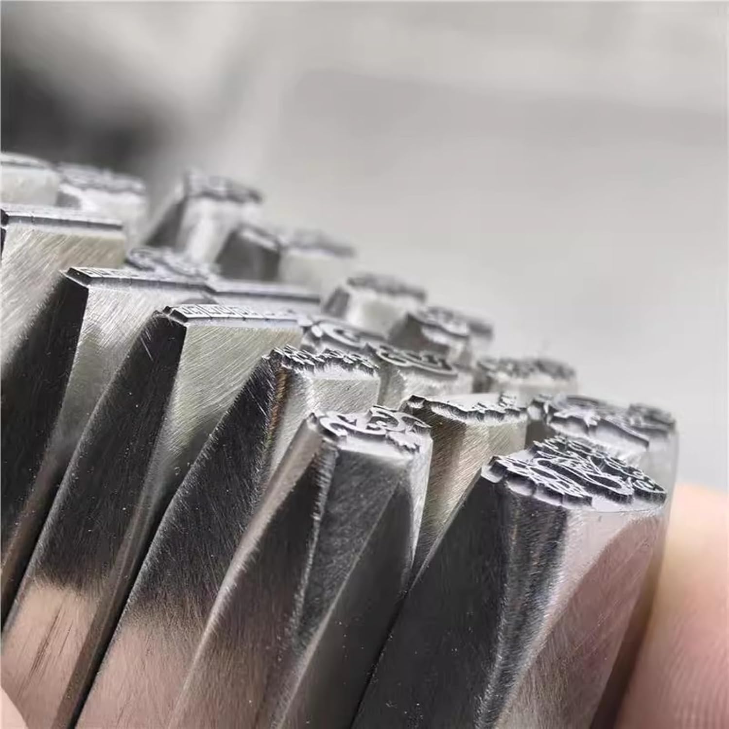Customized Metal Stamping Design Stamp Tool, Mountain Patterns, Used for Leather, Metal, Paper, Wood (Pattern 1)