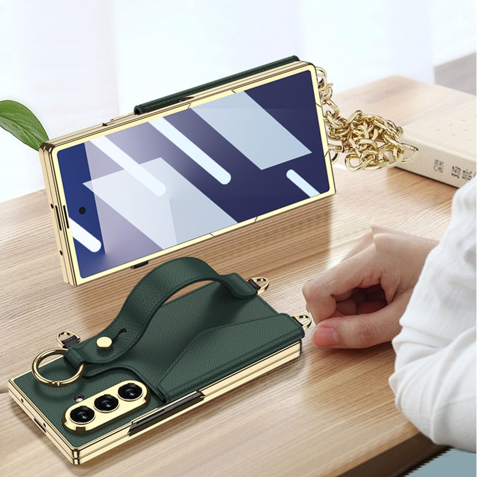 Generisch Etui do Samsung Galaxy Z Fold 7, skórzana bransoletka stojak przegródki na karty pokrowiec na telefon komórkowy metalowy łańcuszek etui ochronne folia ochronna na wyświetlacz osłona (Green2)