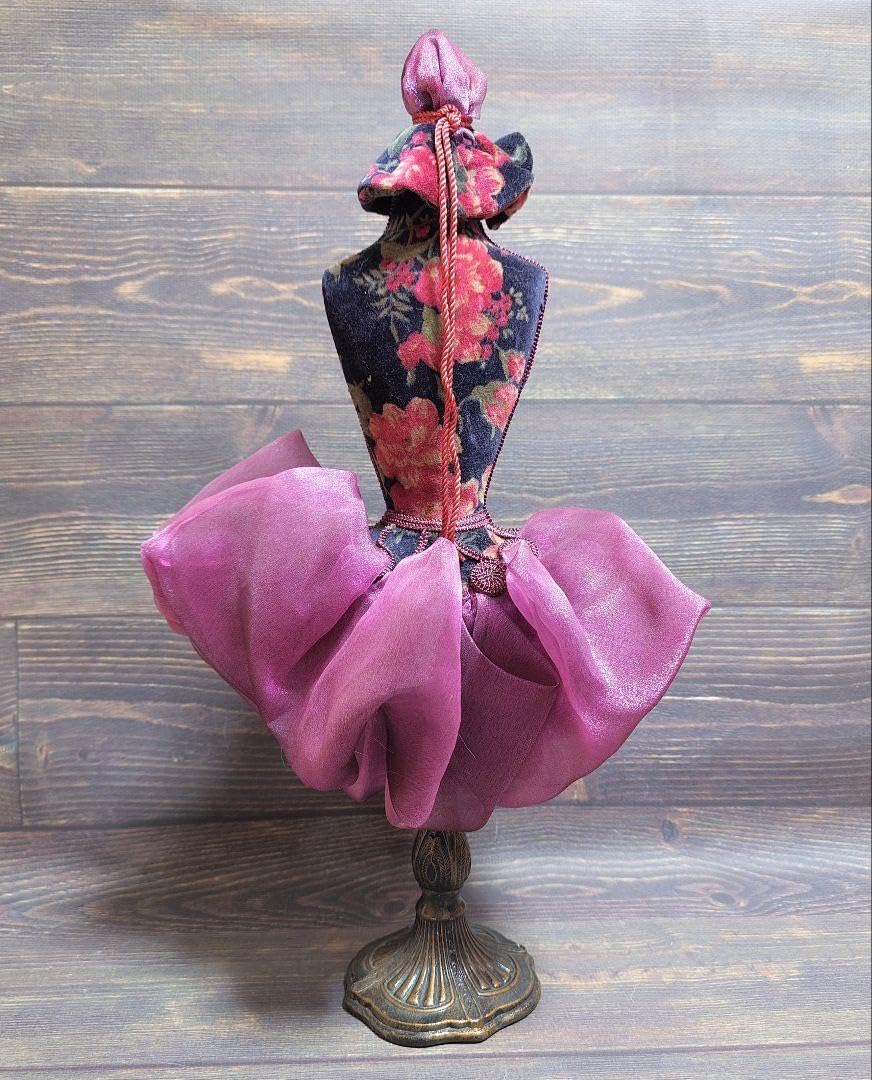 価格交渉OK ヨーロッパ製 アンティーク調 モダン ドレストルソー 価格 価格交渉OK ヨーロッパ製 アンティーク調 モダン ドレストルソー 価格