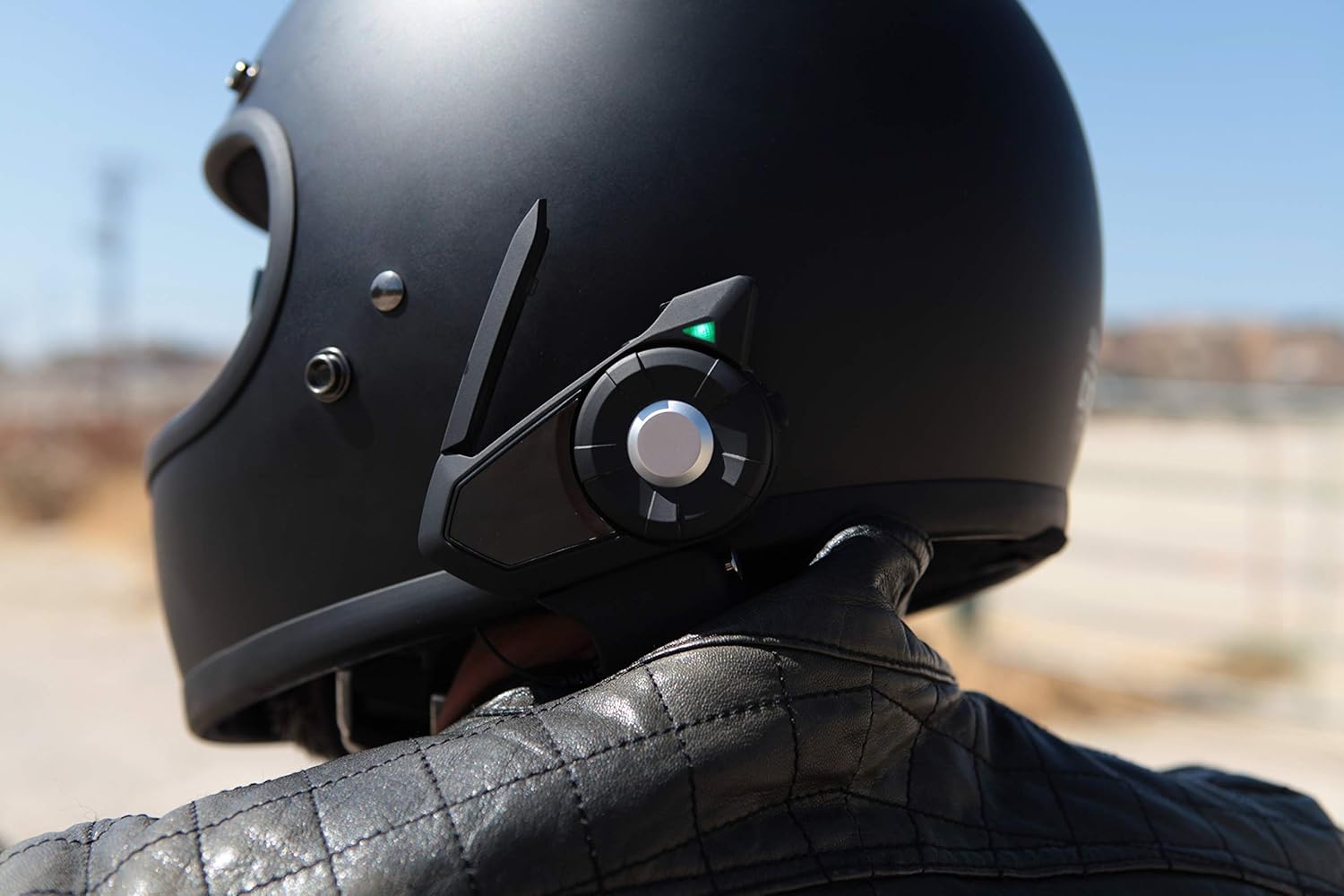 Nеw Prоduсt Sena 30K-01 Motorcycle Bluetooth Headset Intercom with Mesh Intercom, Helmet Communication System With 4.1 Bluetooth, FM Radio (Renewed)