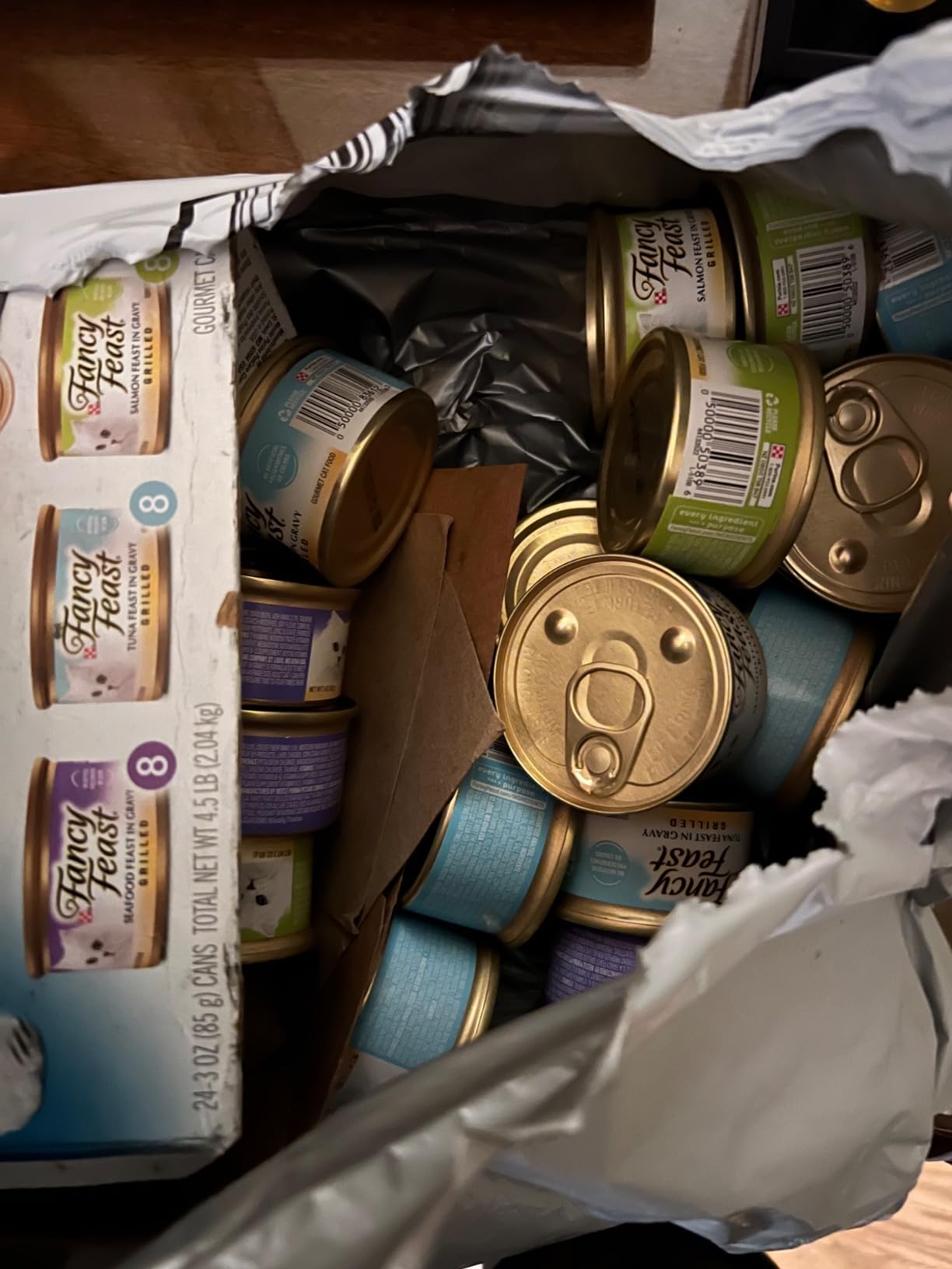 Purina Fancy Feast Grilled Wet Cat Food Seafood Collection in Wet Cat Food Variety Pack - (Pack of 24) 3 oz. Cans photo review