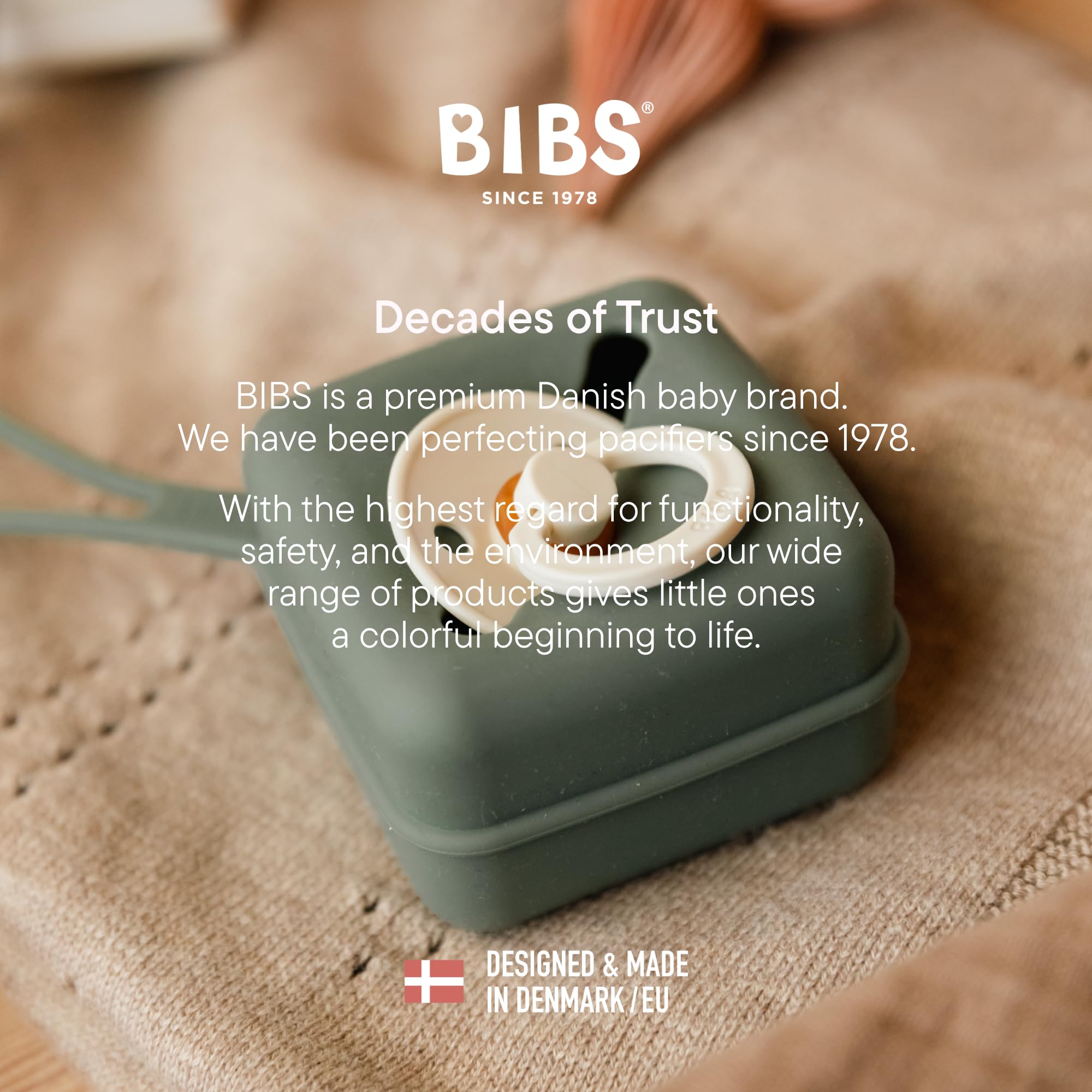 Boîte pour sucettes BIBS Vanilla, avec sangle, sans BPA, fabriqué au Danemark