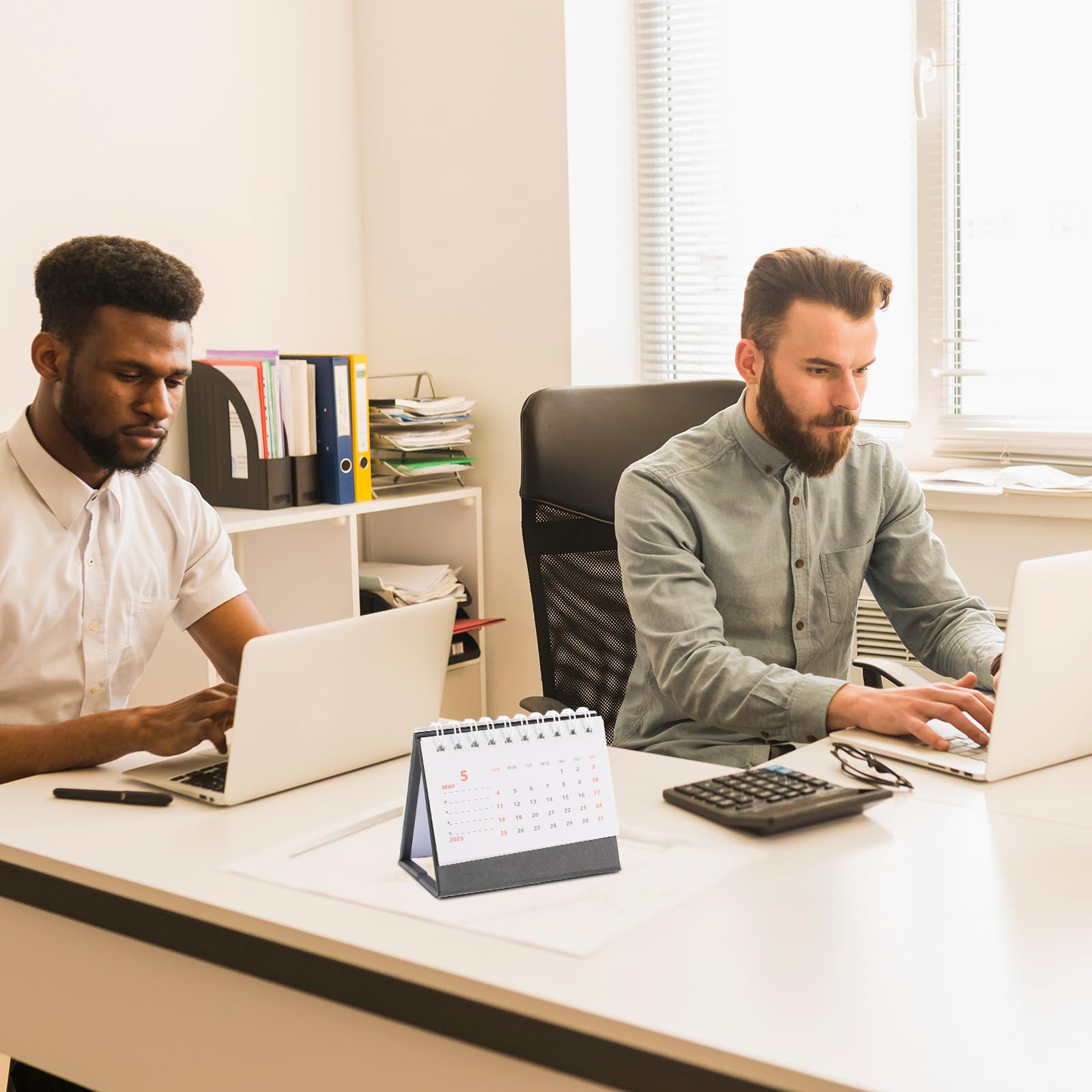 Snapklik.co : 2025 Desk Calendar - Standing Flip Desktop Calendar 2025