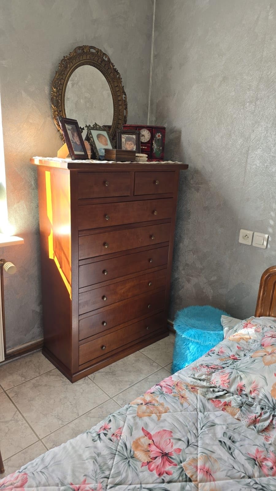 Mar.c.a. Design, Commode Chambre en Bois Massif, Commode 6 Tiroirs Grands + 2 Petits - Meuble de Rangement Chambre, Noyer Foncé - Meuble Chambre 87x37x127H cm - Meuble Rangement Chambre Made in Italy