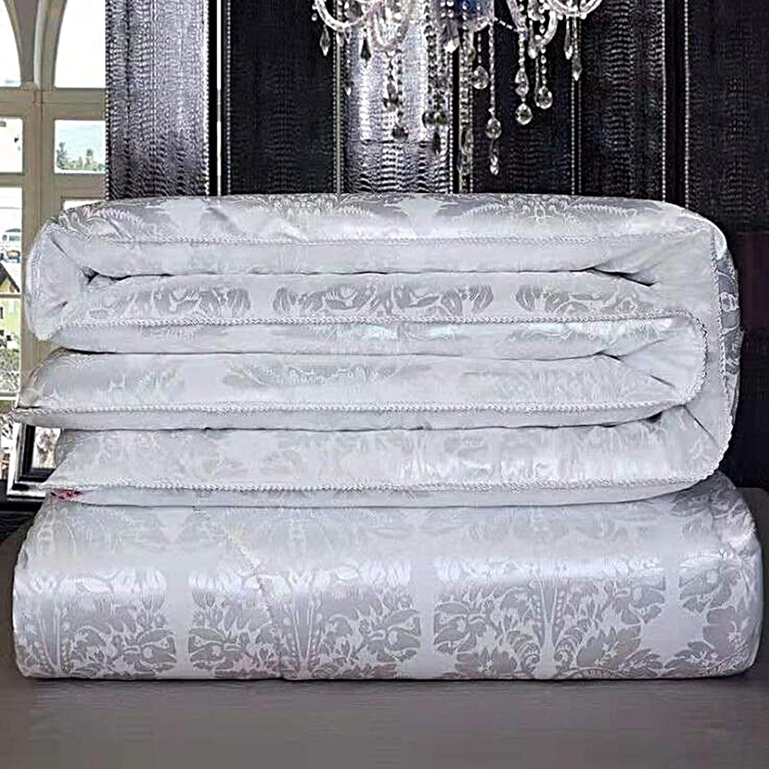 Silk Quilt Spring and Autumn Gift Quilt Dowry Gift Silk Winter Quilt