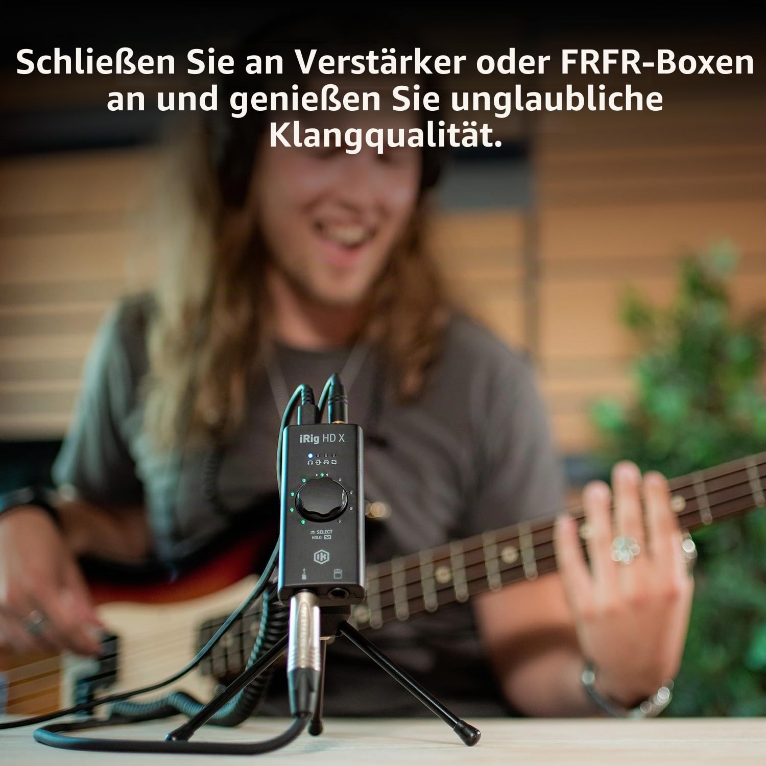 IK Multimedia iRig HD X Gitarren-Interface (Multi-Color LED Signalanzeige, integriertes Stimmgerät, kompatibel mit iPhone, iPad, Mac und PC, Vorverstärker, inkl. USB-C und Lightning Kabel)