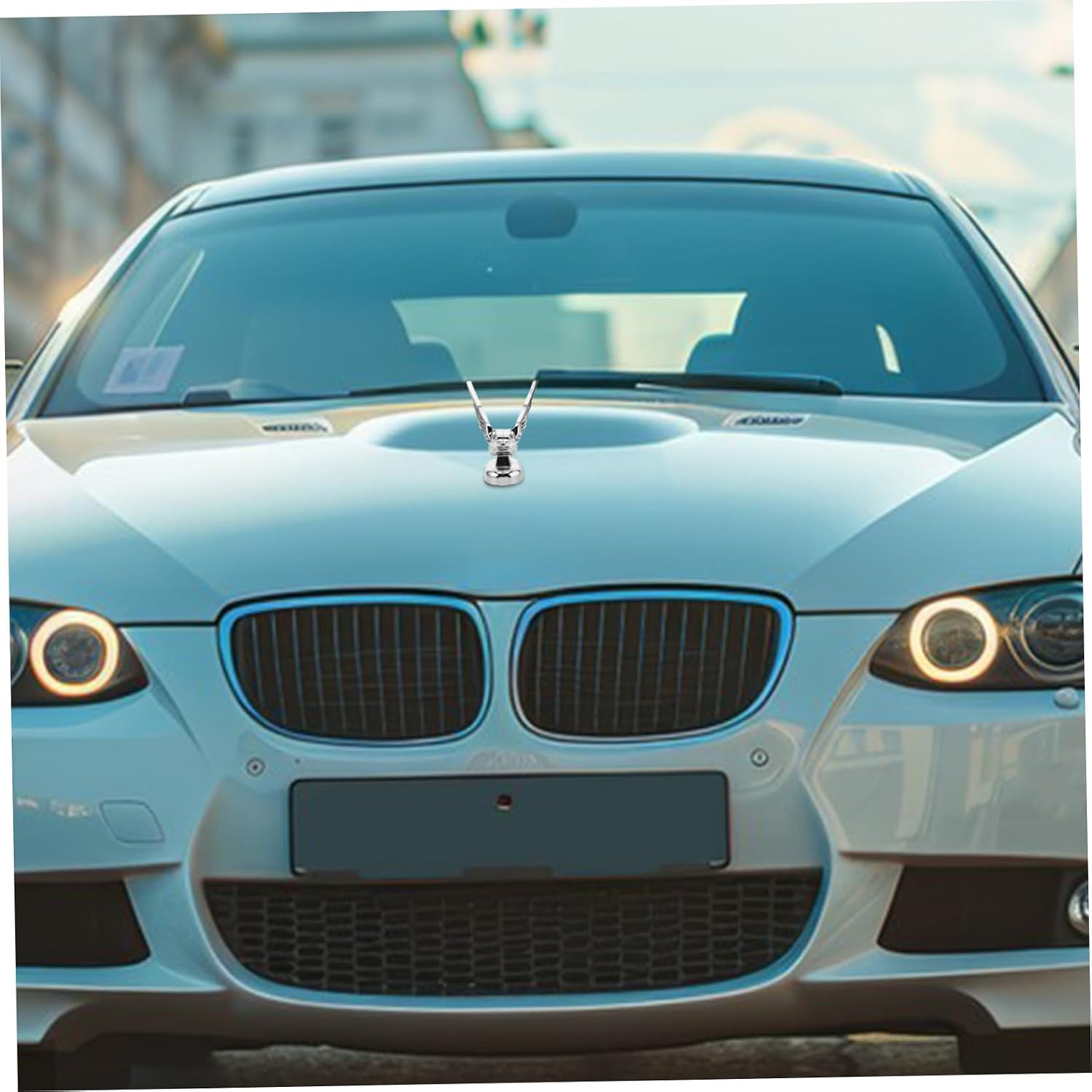 Eagle Car Hood Ornament Plastic Engine Hood Decoration Durable Auto Exterior Sticker for Trucks and Cars Easy to Install Stylish Vehicle