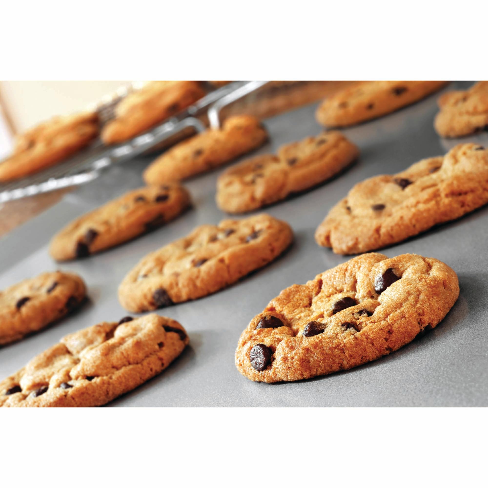 Mrs. Anderson's Baking Cookie Cutters, Round by HIC Harold Import Co.